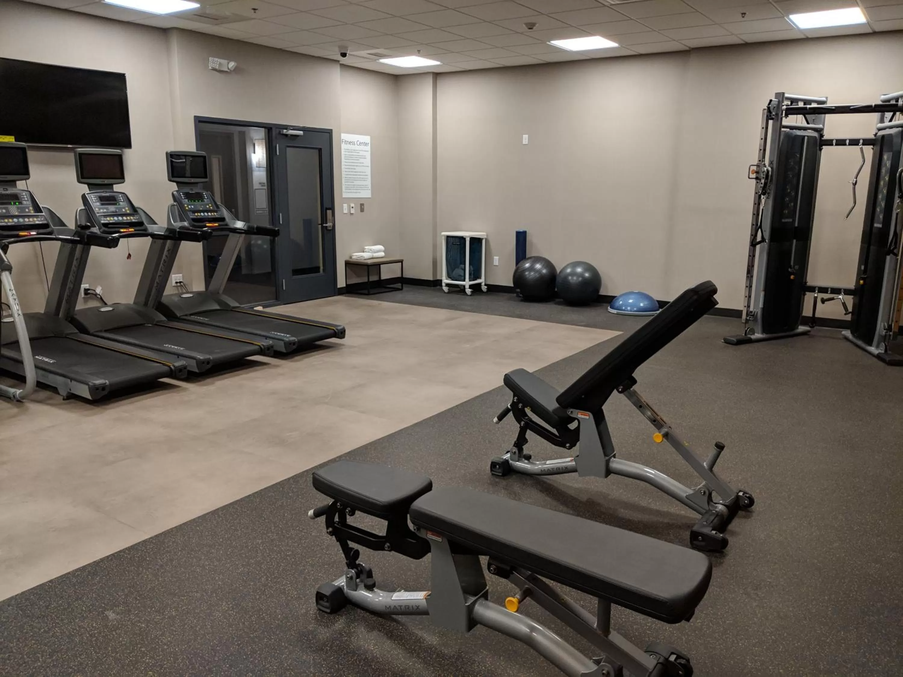 Fitness centre/facilities in Holiday Inn Champaign by IHG