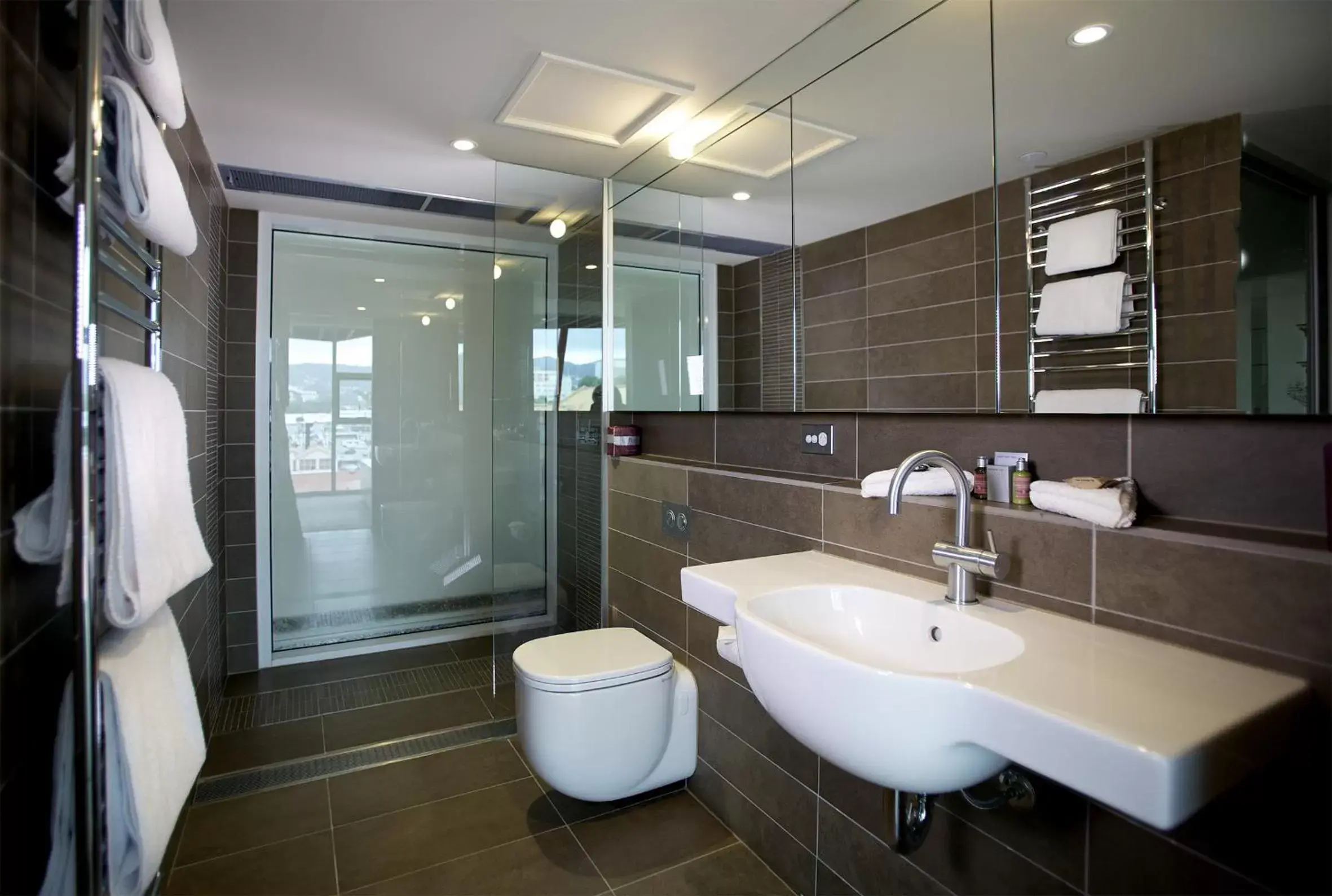 Bathroom in Sullivans Cove Apartments