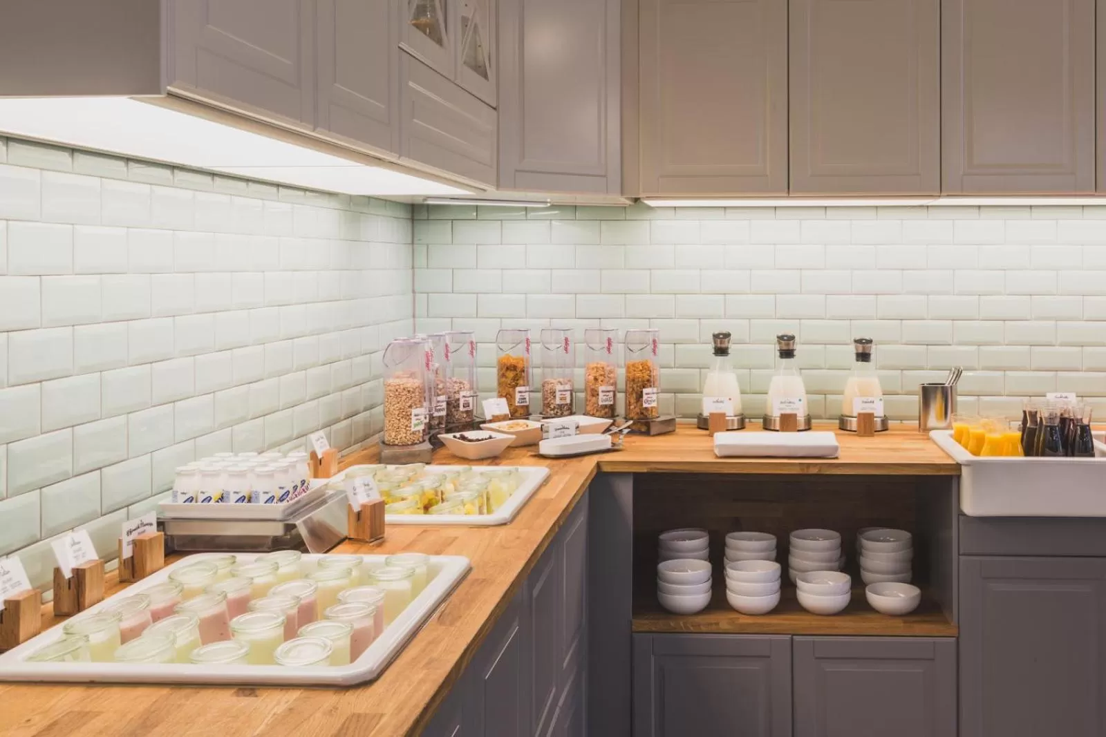 Buffet breakfast in Hotel Santo