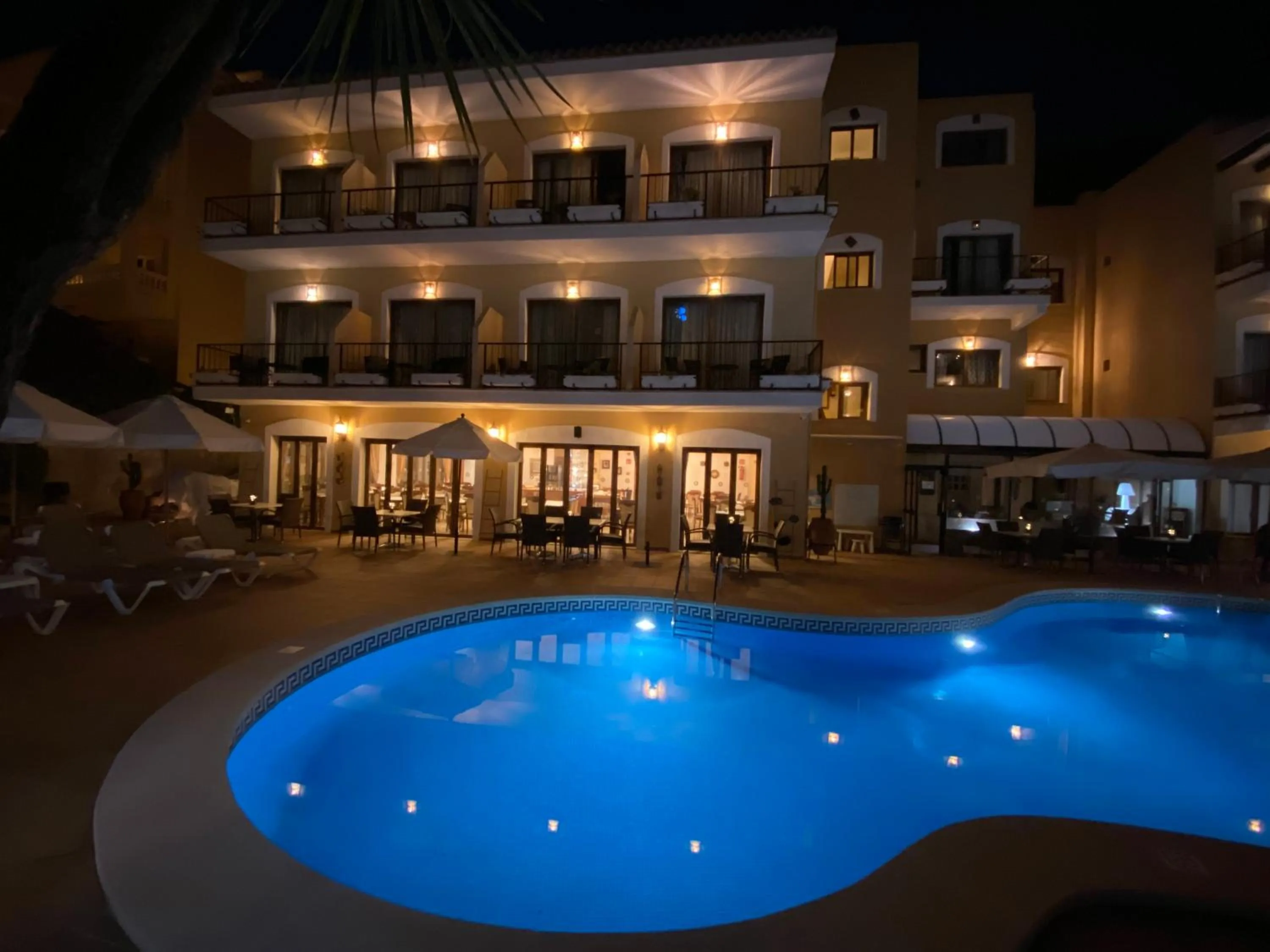 Swimming pool in Hs Villa Rosa Paguera