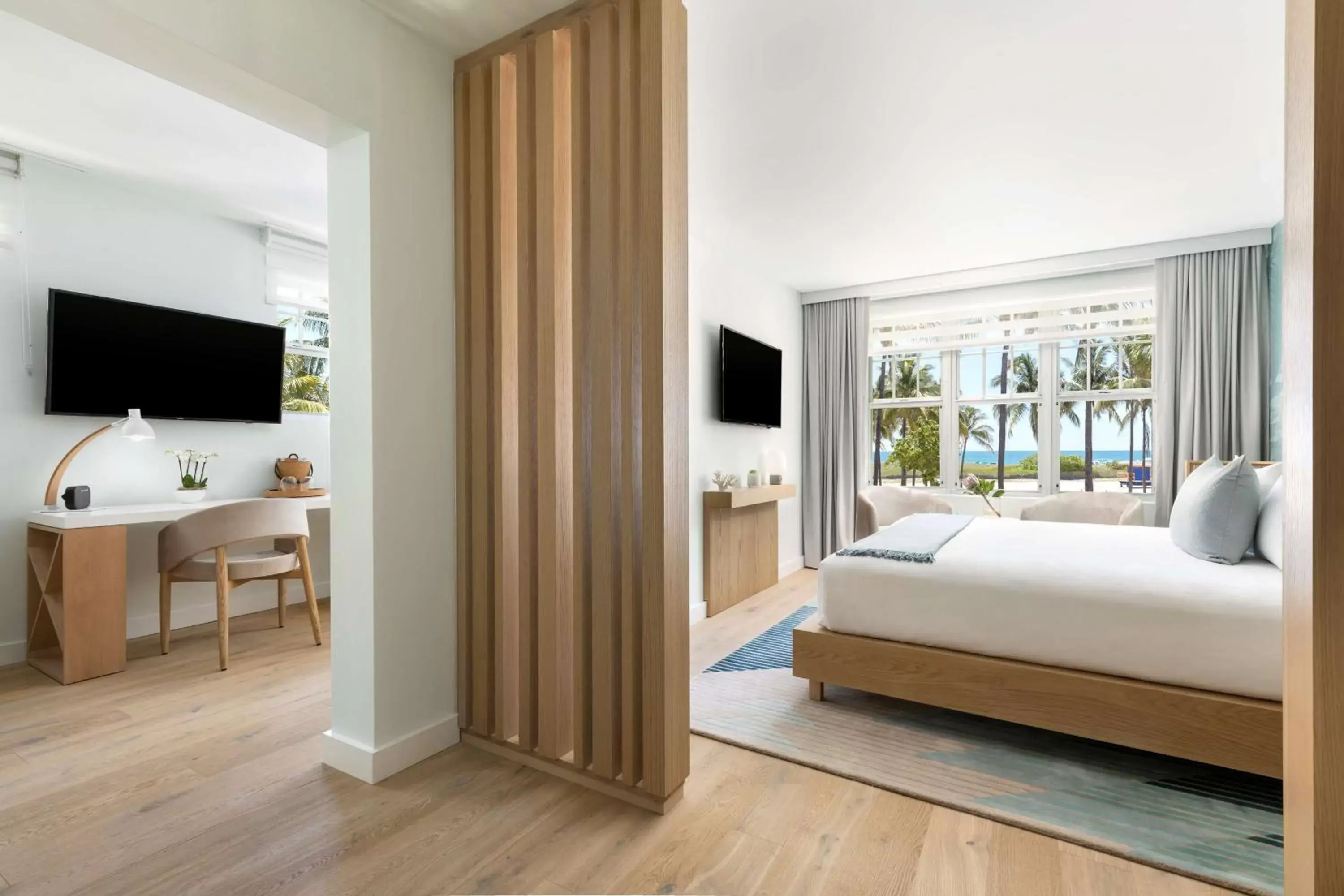 Bedroom, Bed in The Gabriel Miami South Beach, Curio Collection by Hilton