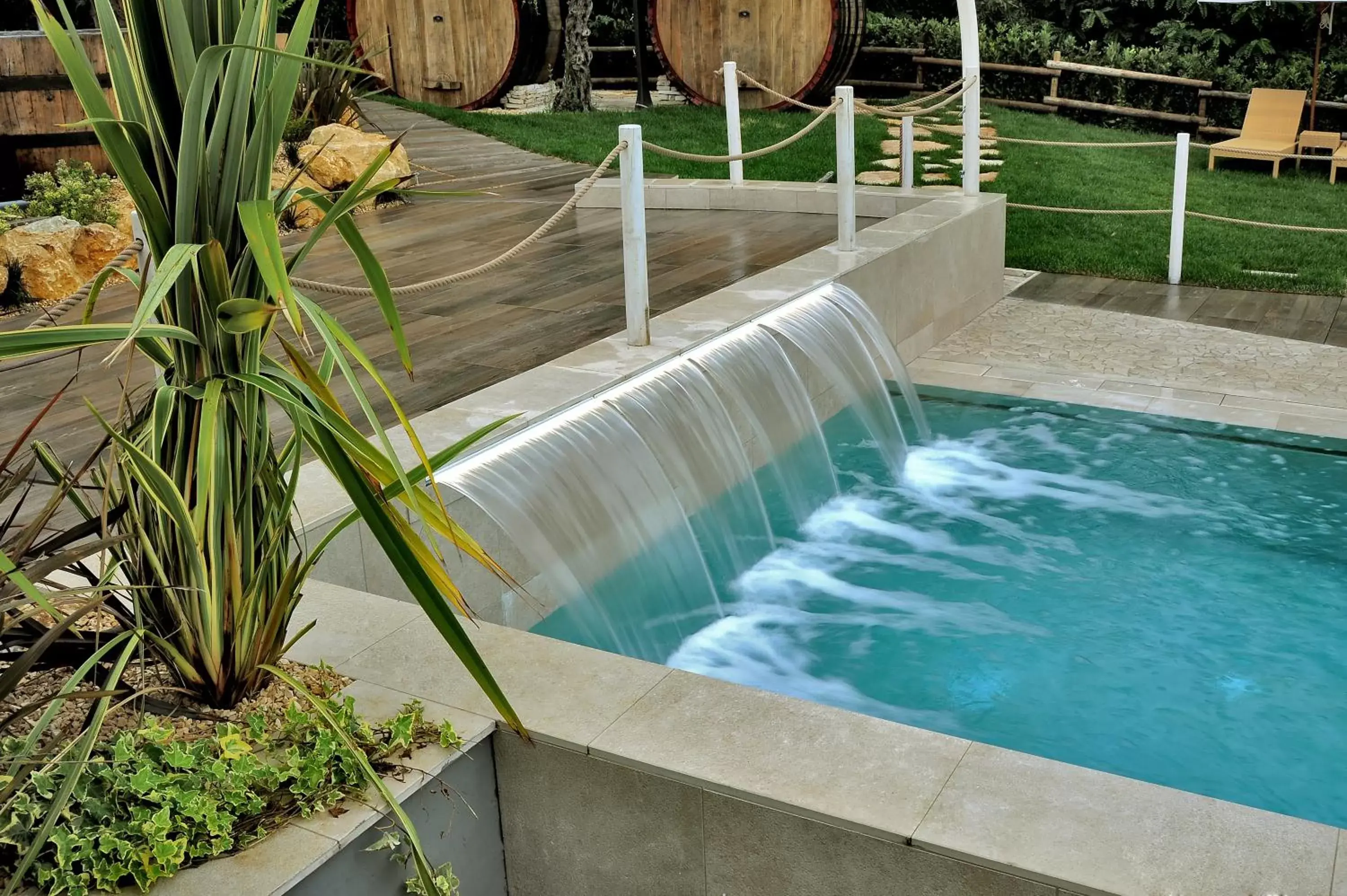 Solarium, Swimming Pool in Relais Bellaria Hotel & Congressi