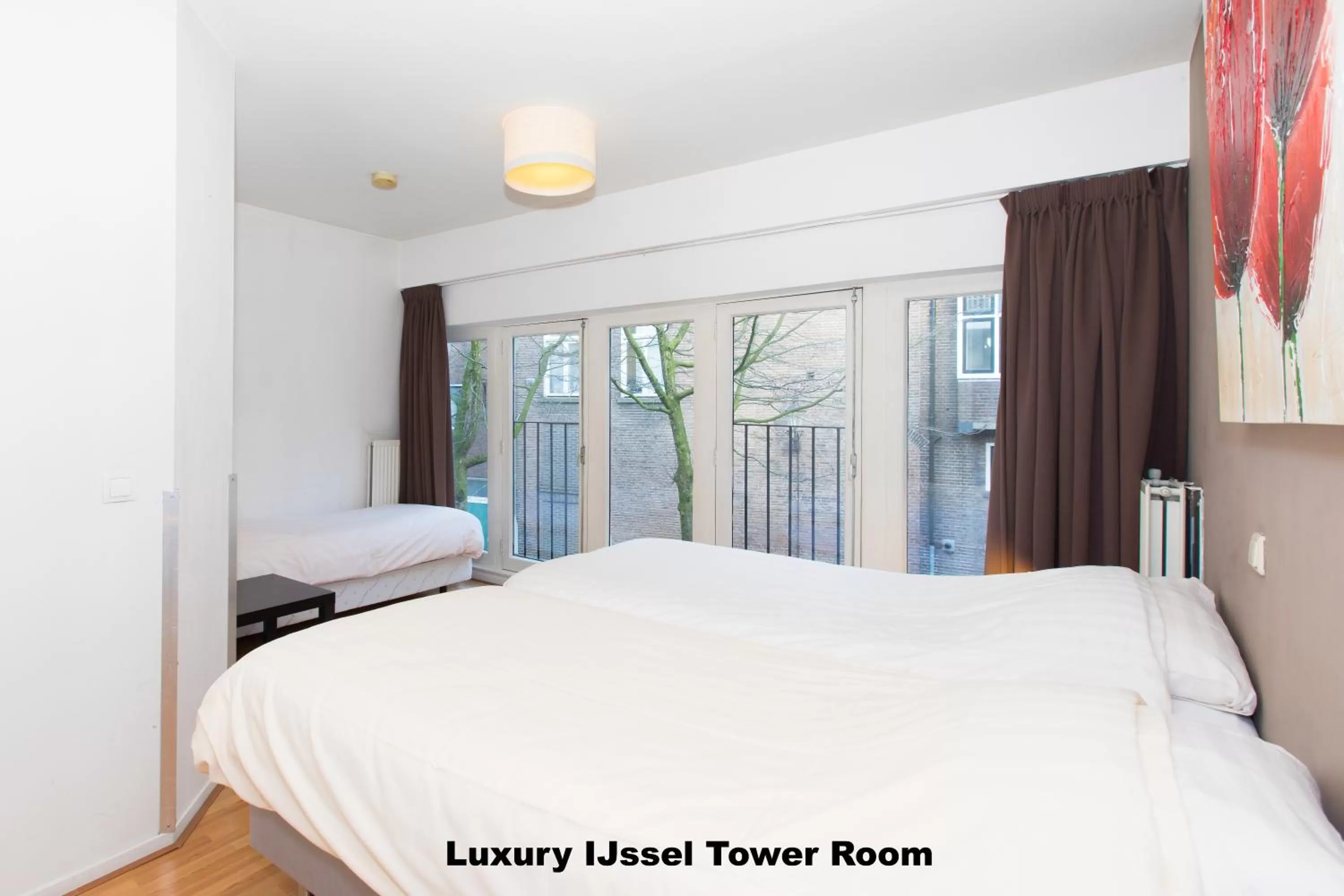 Bed in Hotel de Vischpoorte, centrum Deventer en aan de IJssel