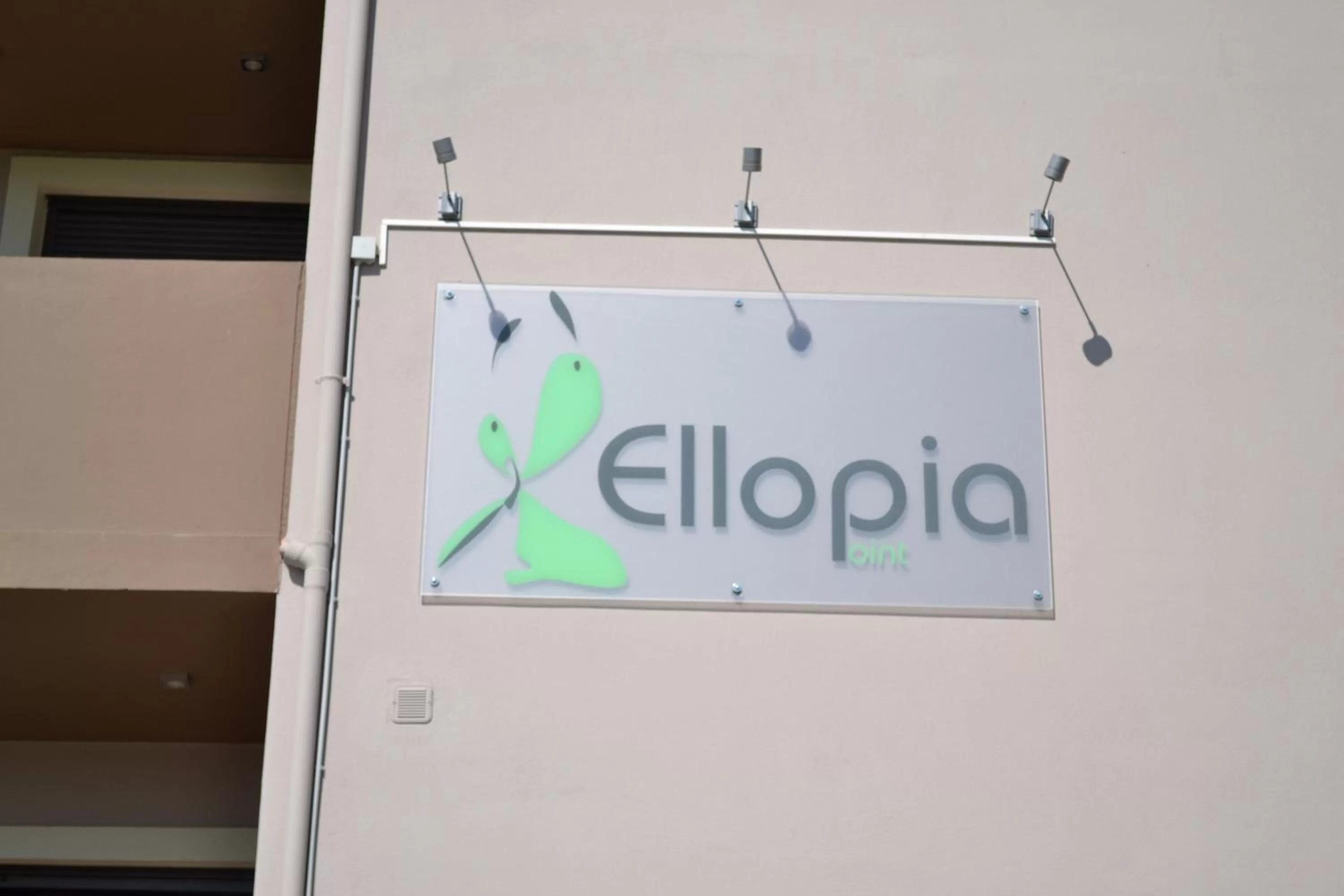 Facade/entrance in Ellopia Point Hotel