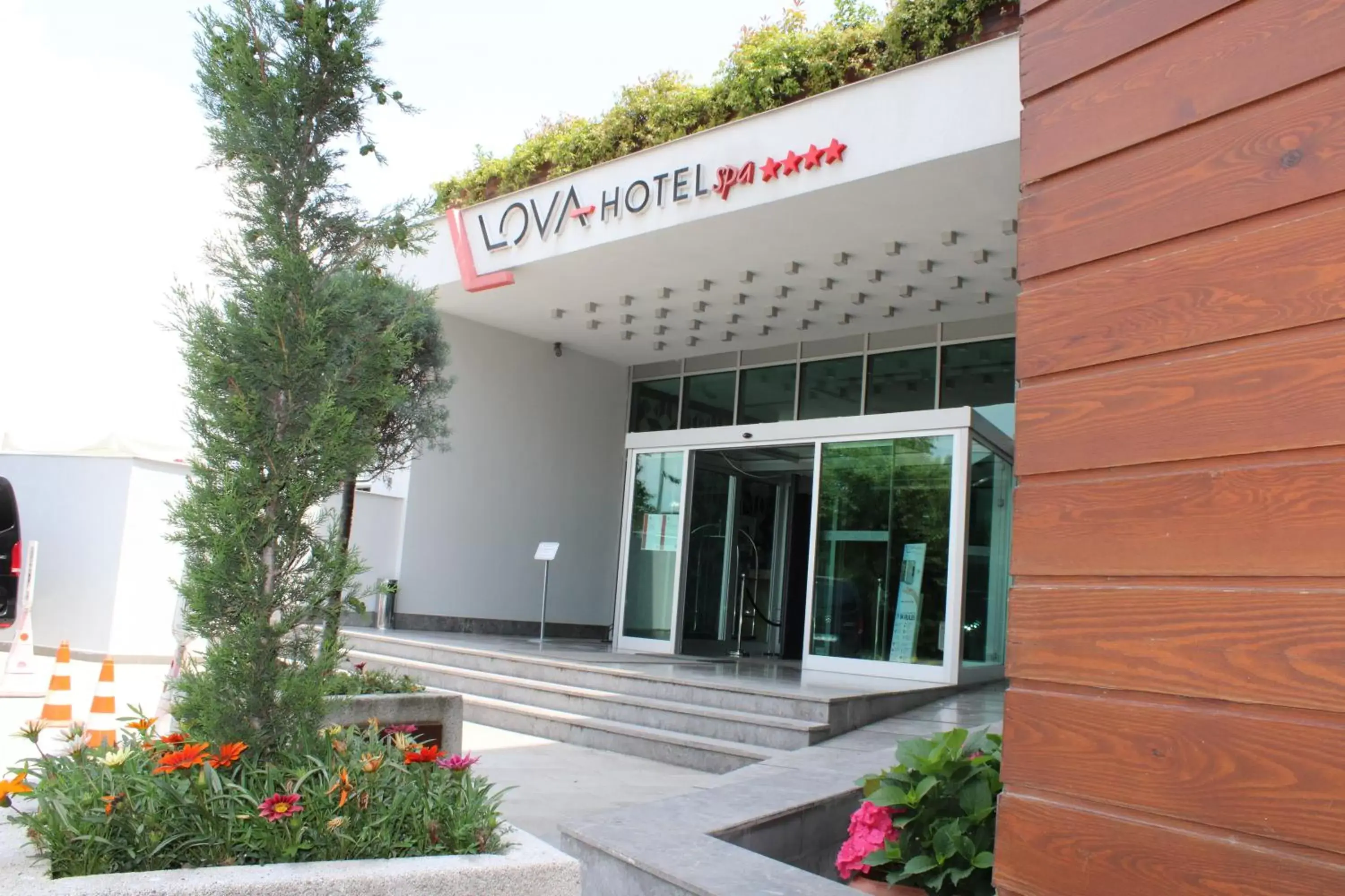 Facade/entrance in Yalova Lova Hotel & SPA Yalova