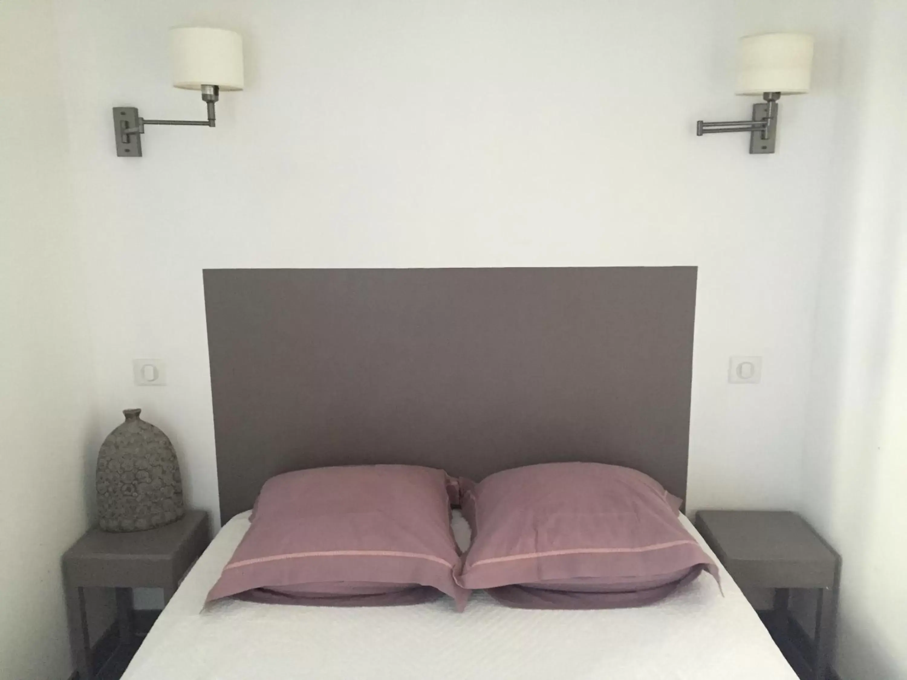 Bed in Le Mole (Appartements et Chambres)