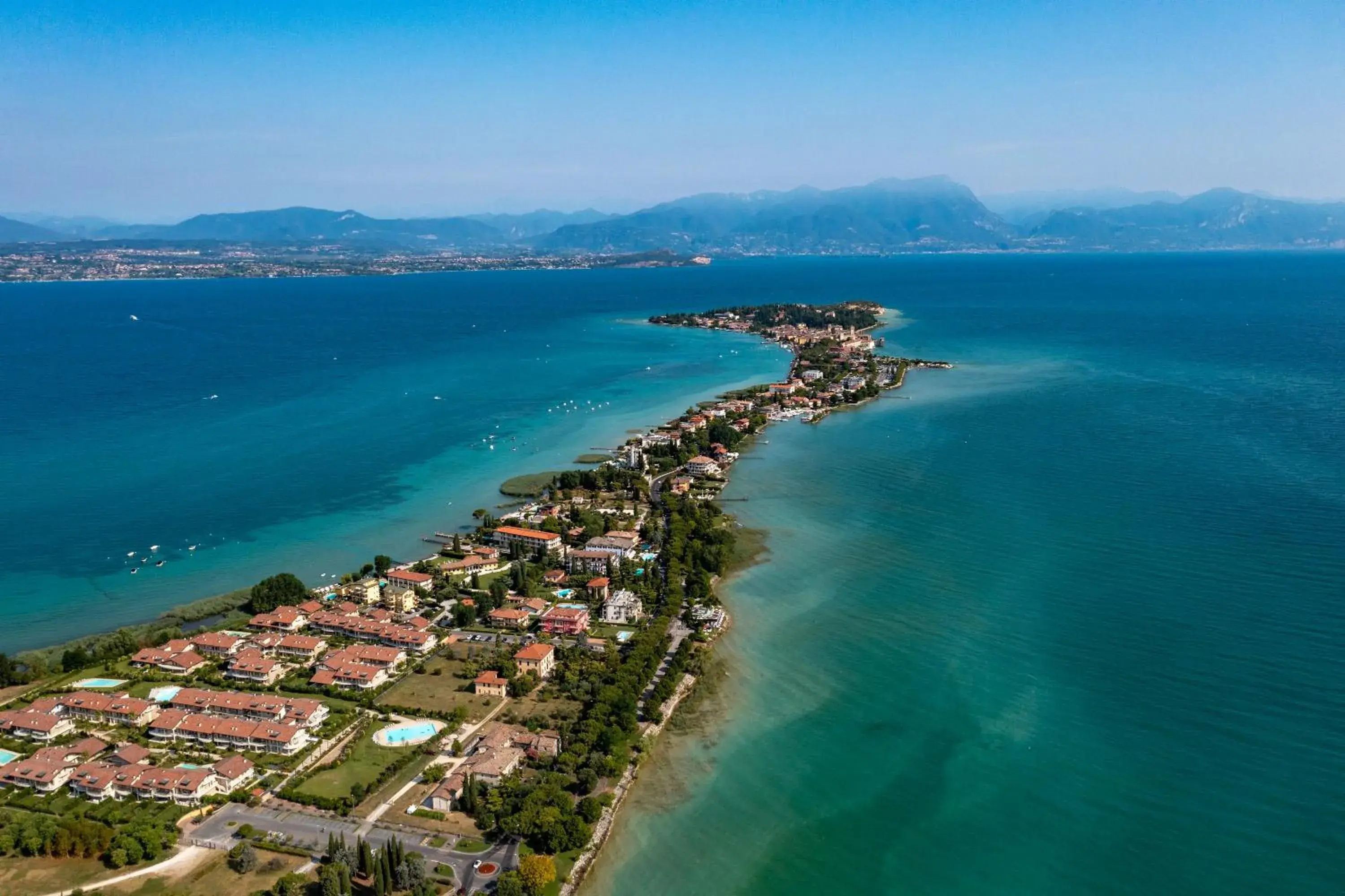 Natural landscape, Bird's-eye View in Hotel Mavino