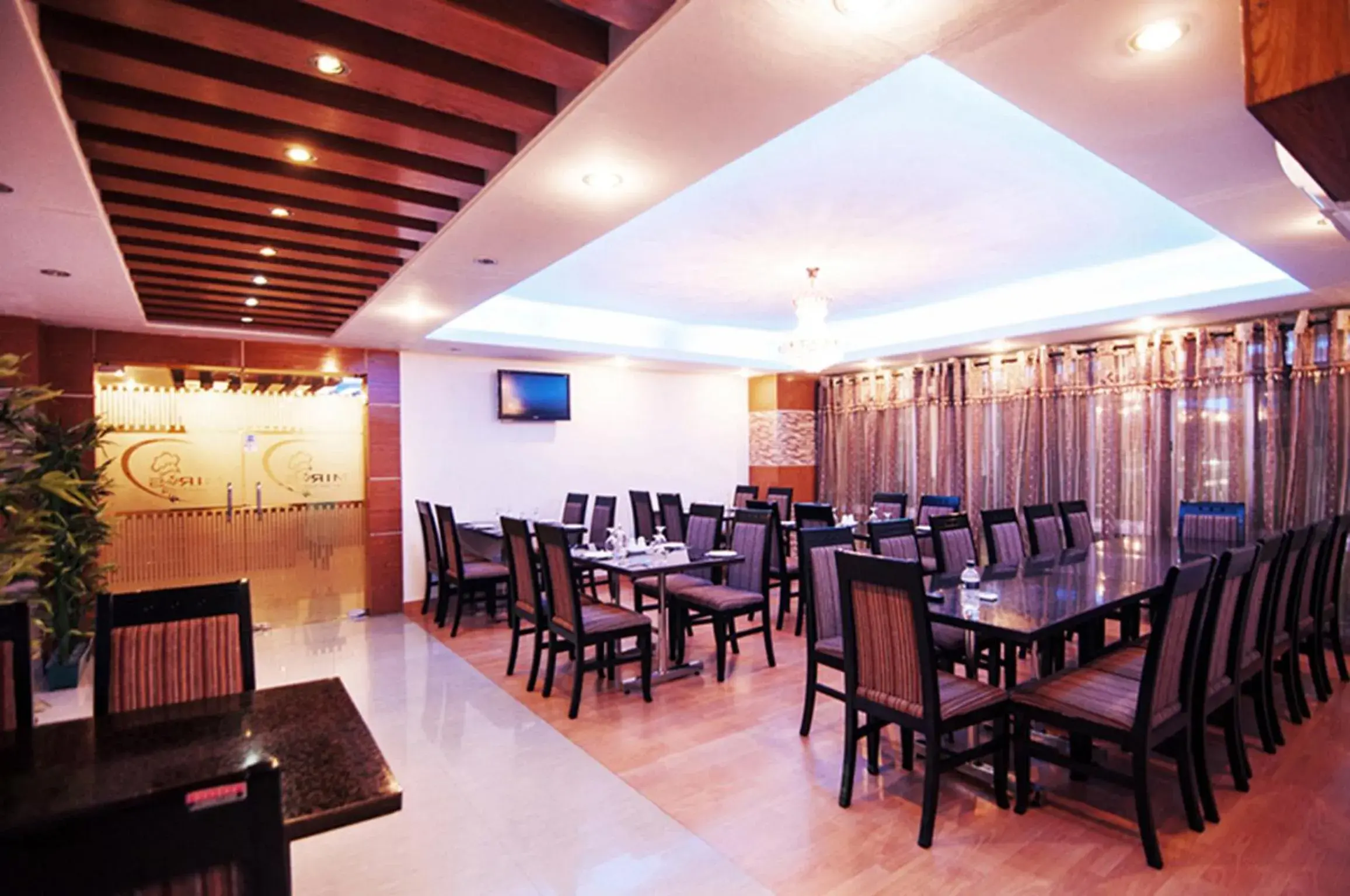 Restaurant/places to eat in Century Park Residence Restaurant/places to eat in Century Park Residence