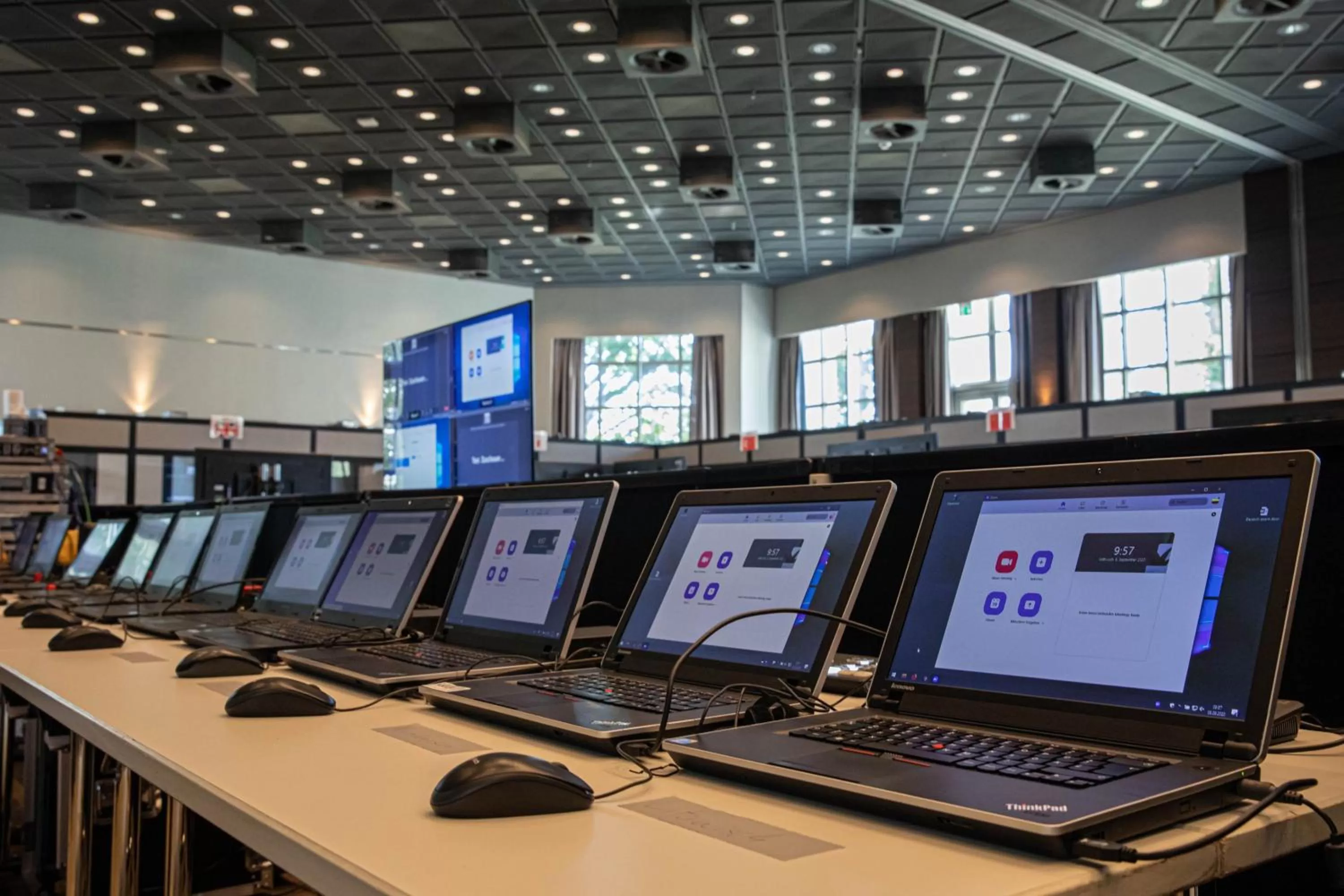 Meeting/conference room in Crowne Plaza Frankfurt Congress Hotel by IHG