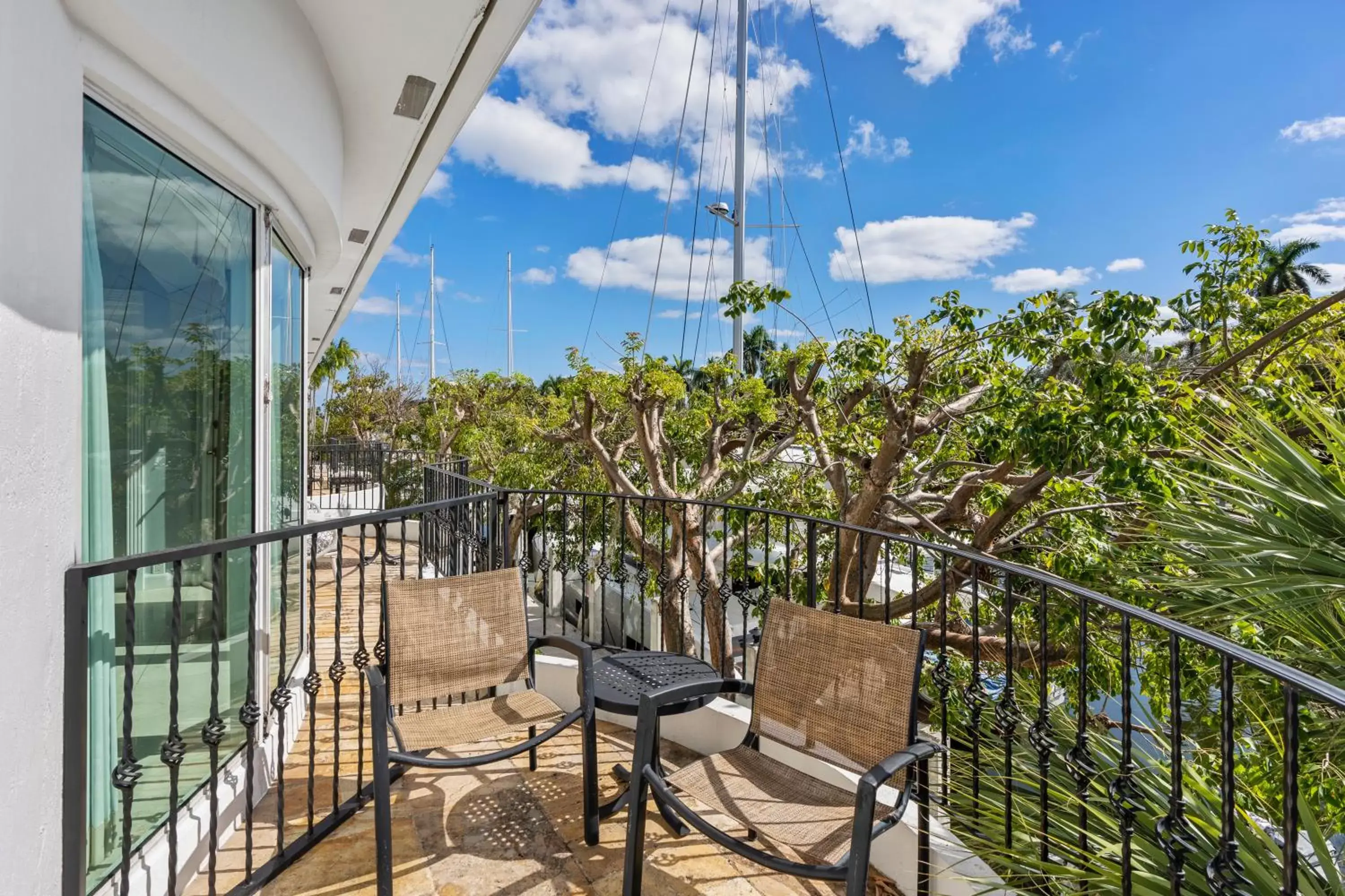 Balcony/Terrace in Isle of Venice Residence and Marina