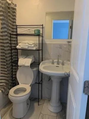 King Room in Twilight Motel