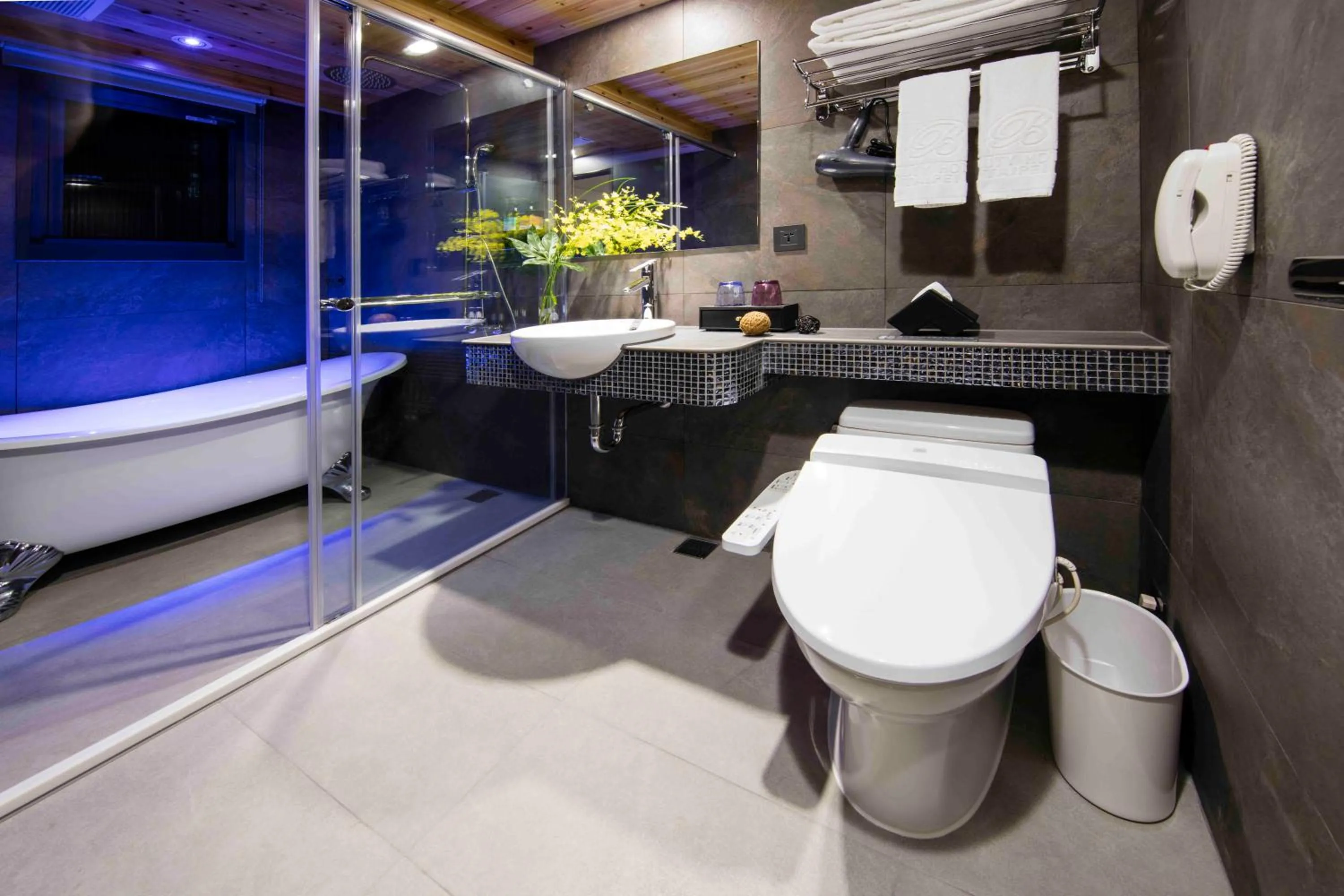 Bathroom in Hotel I Journey