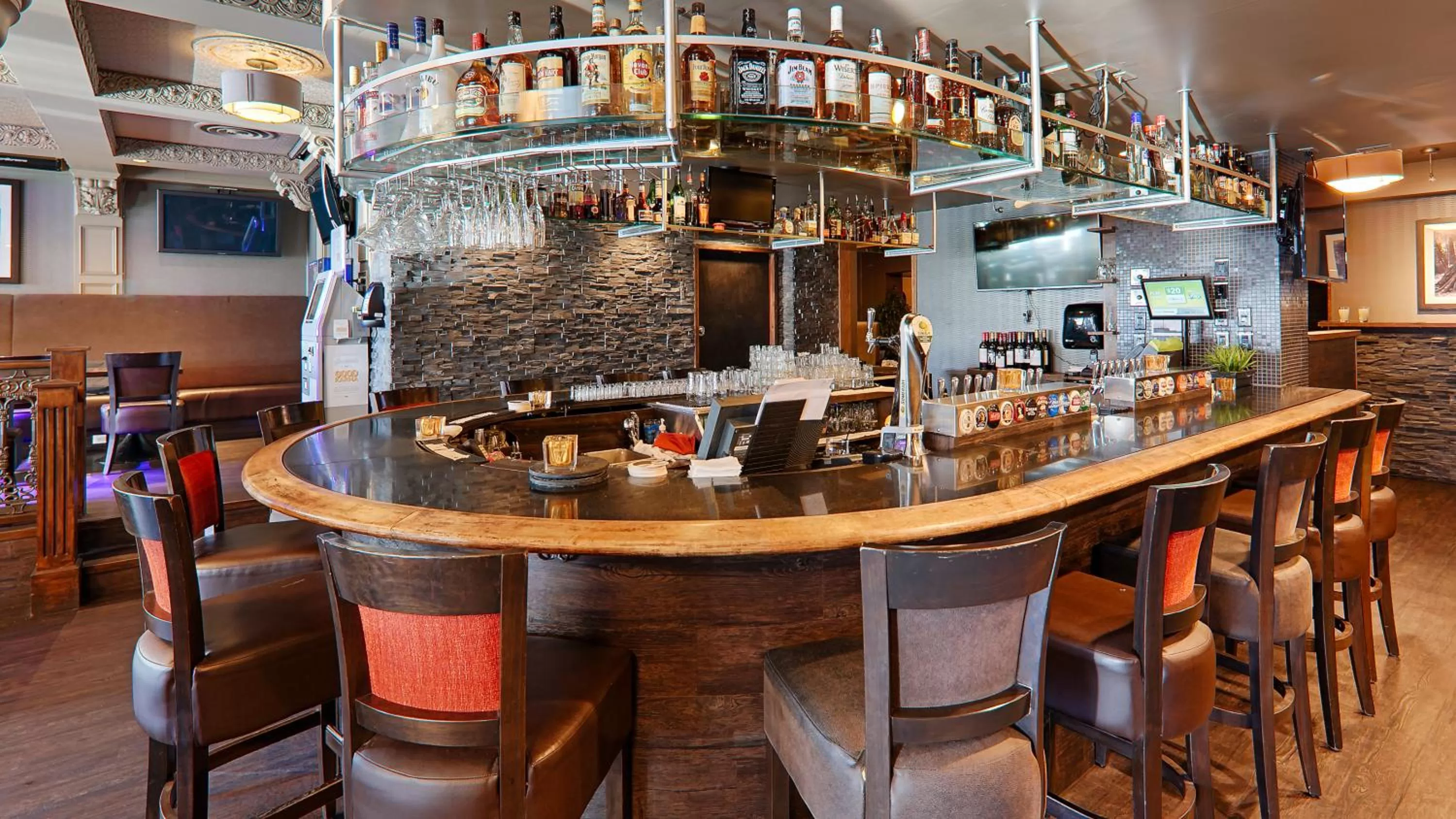 Restaurant/places to eat in Best Western Plus Sands