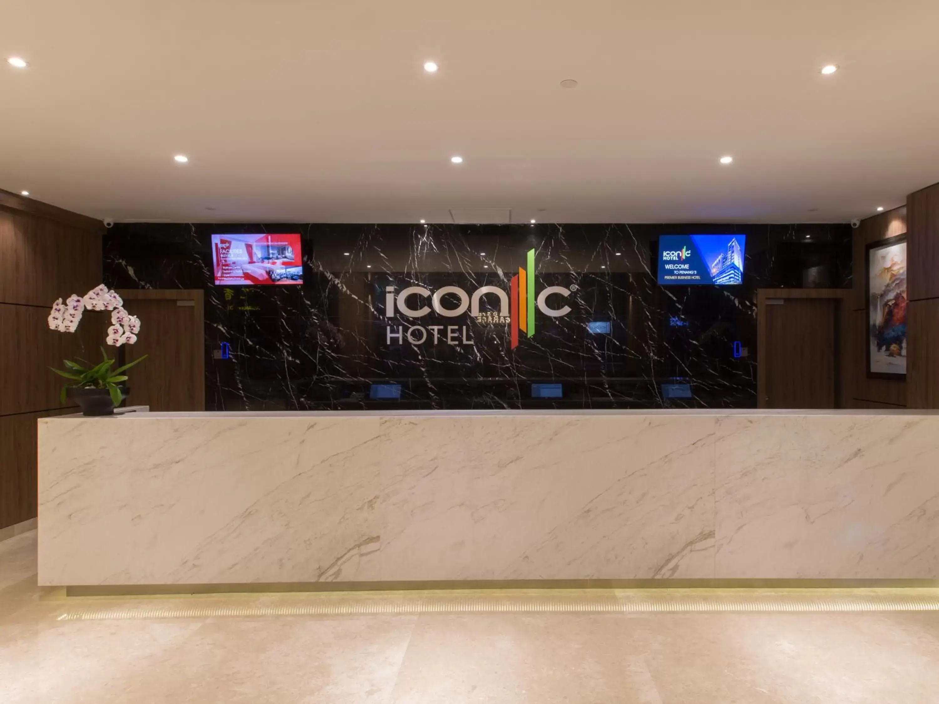 Lobby or reception in Iconic Hotel Lobby or reception in Iconic Hotel