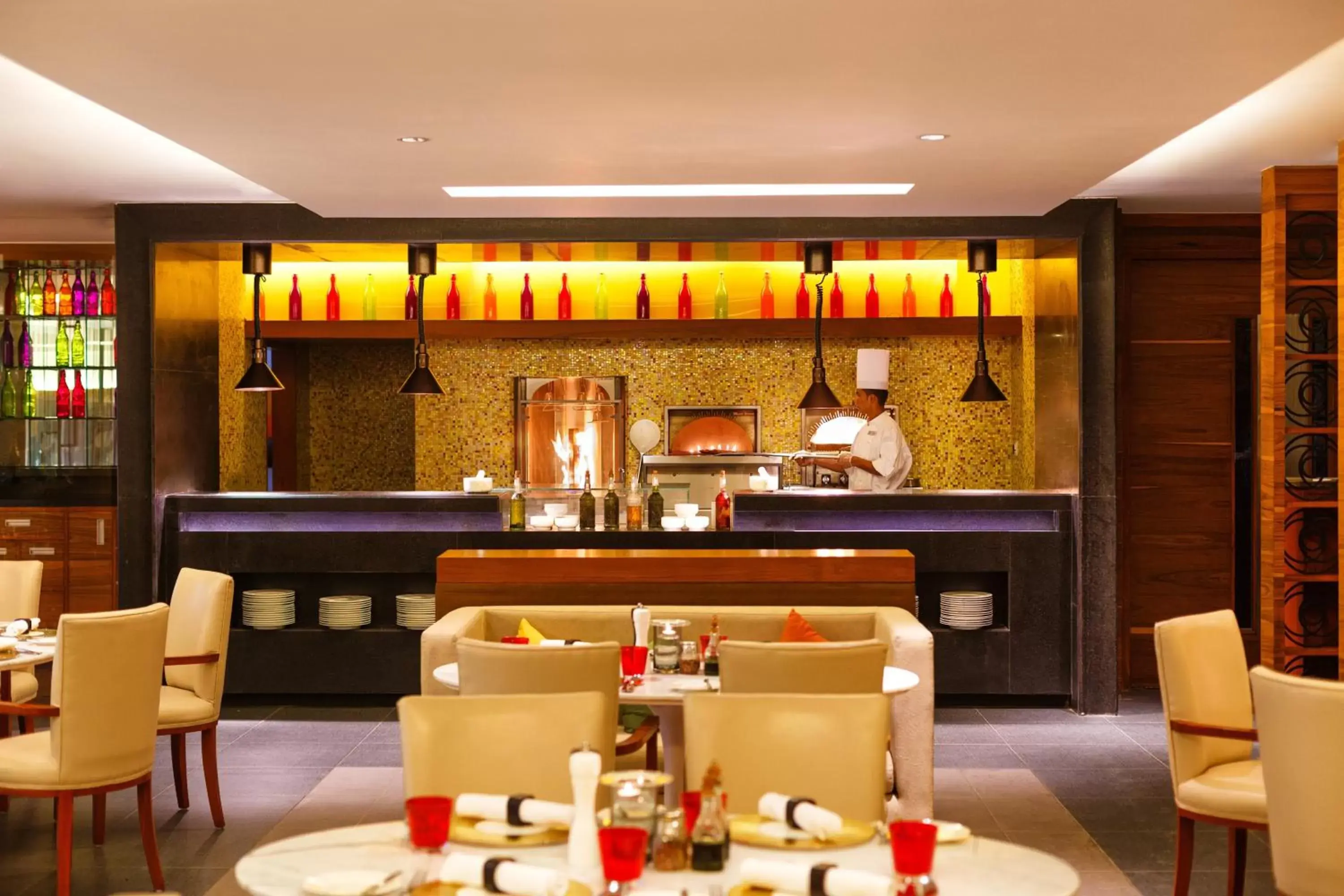 Restaurant/places to eat in Crowne Plaza Ahmedabad City Centre, an IHG Hotel