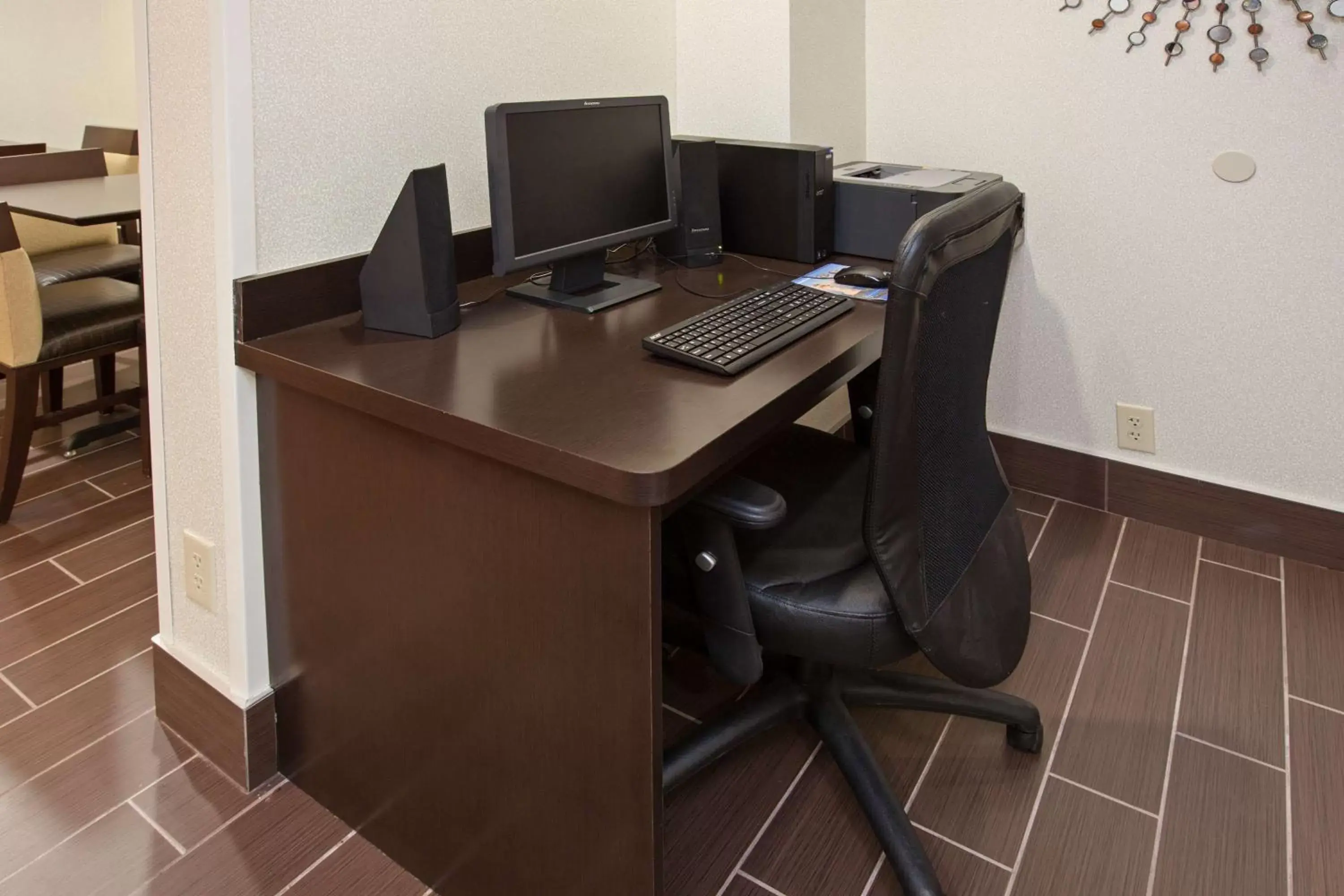 Business facilities, Business Area/Conference Room in Hampton Inn Dickson