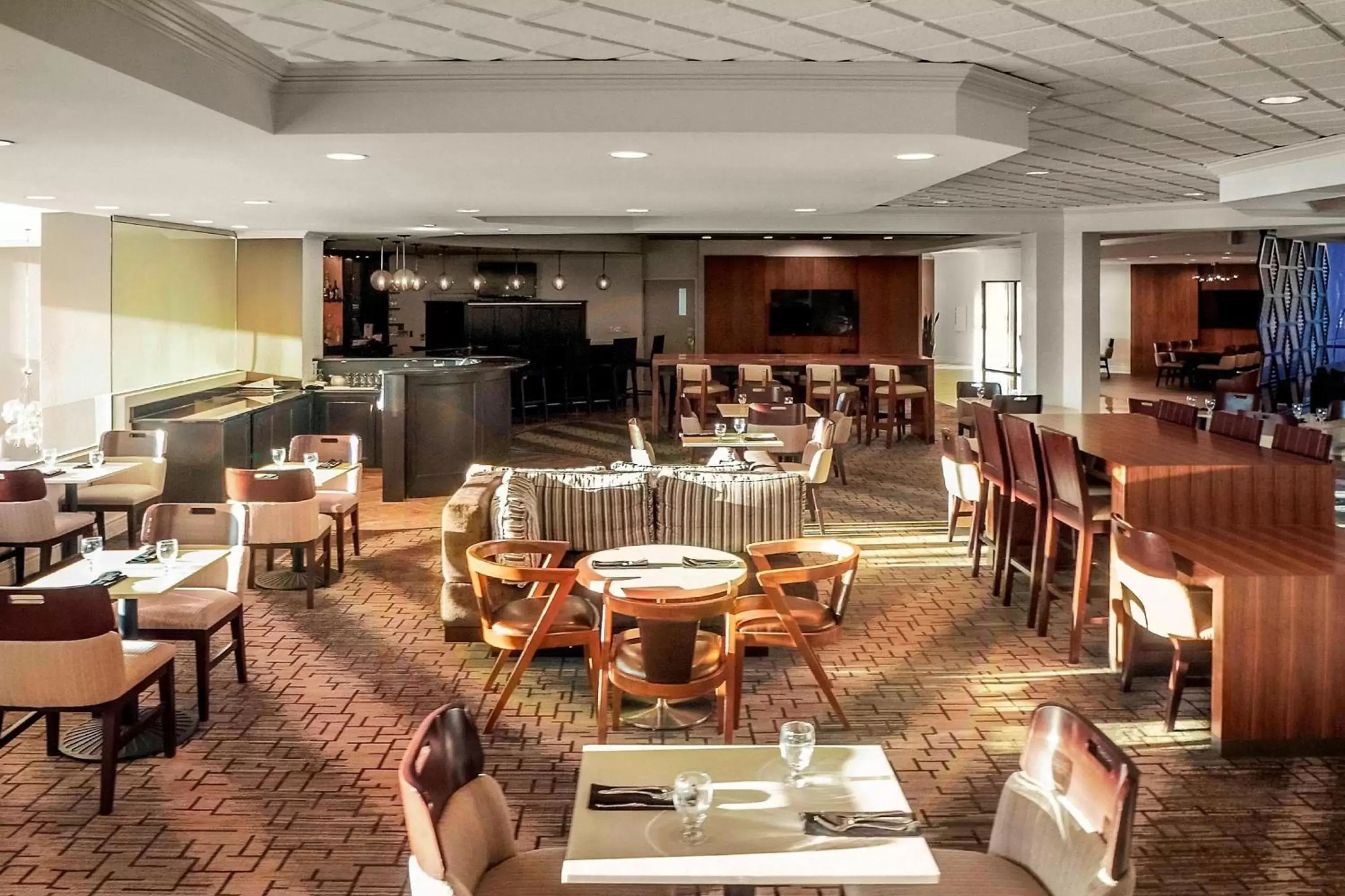 Restaurant/Places to Eat in Ann Arbor Marriott Ypsilanti at Eagle Crest