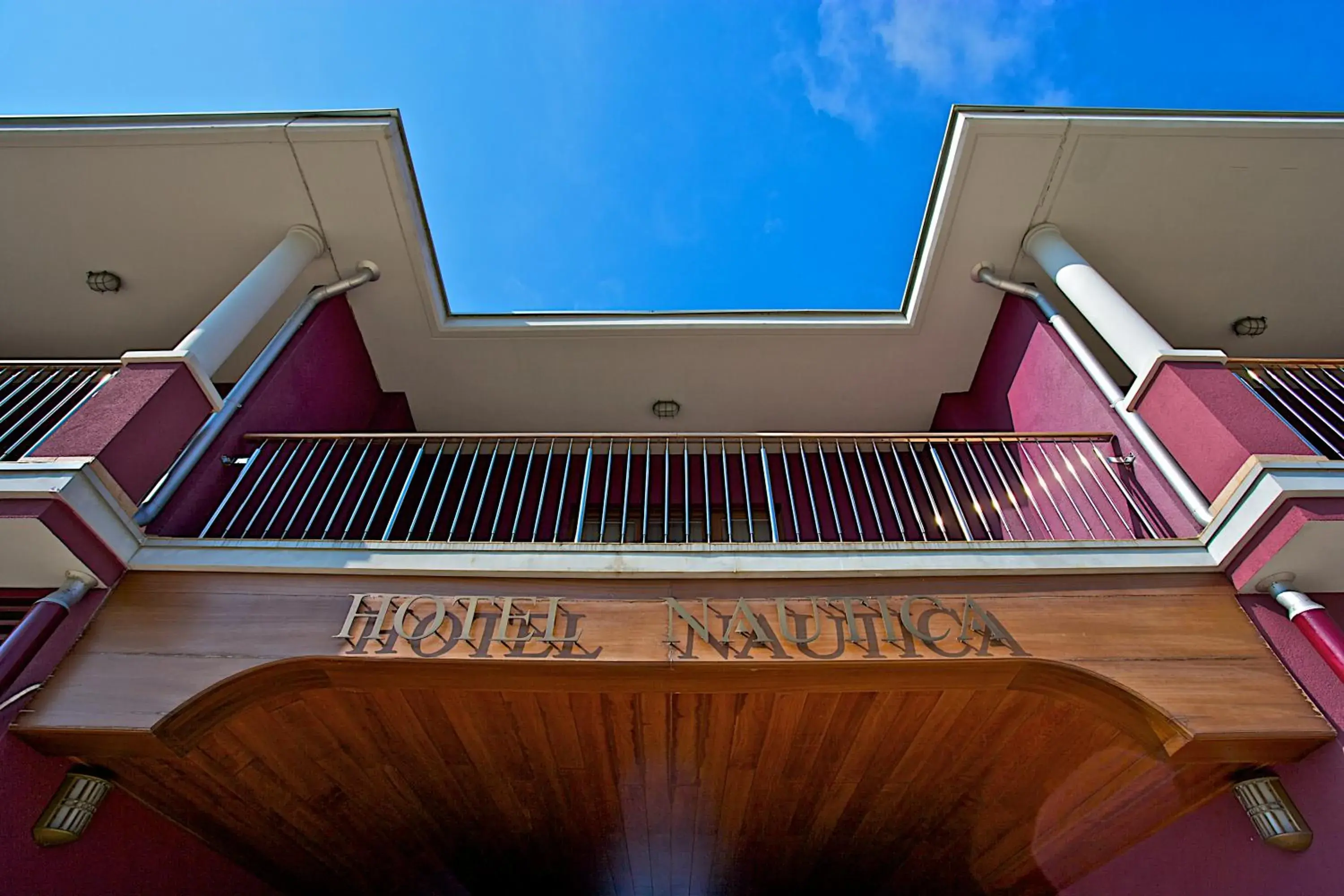 Facade/entrance in Hotel Nautica
