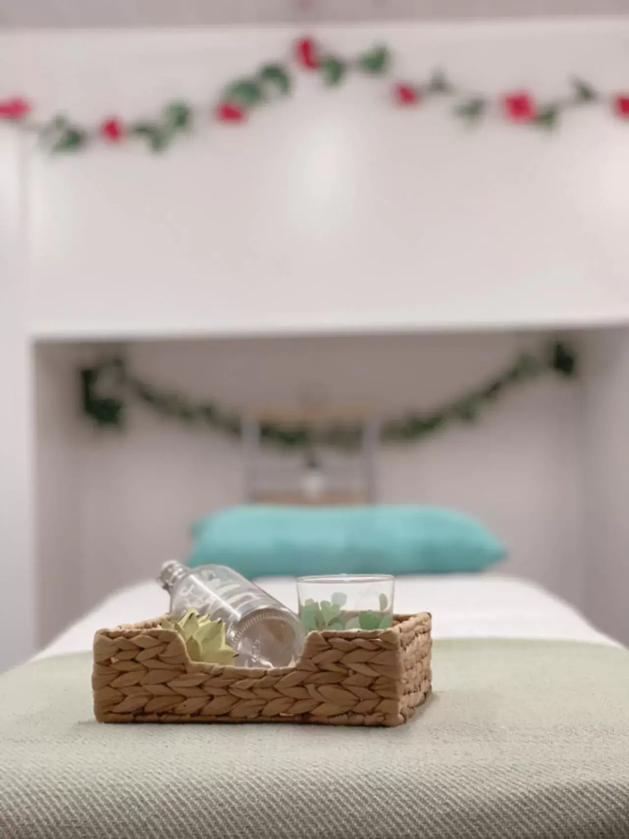 Massage, Bed in OYO The Chatwal Boutique Hotel