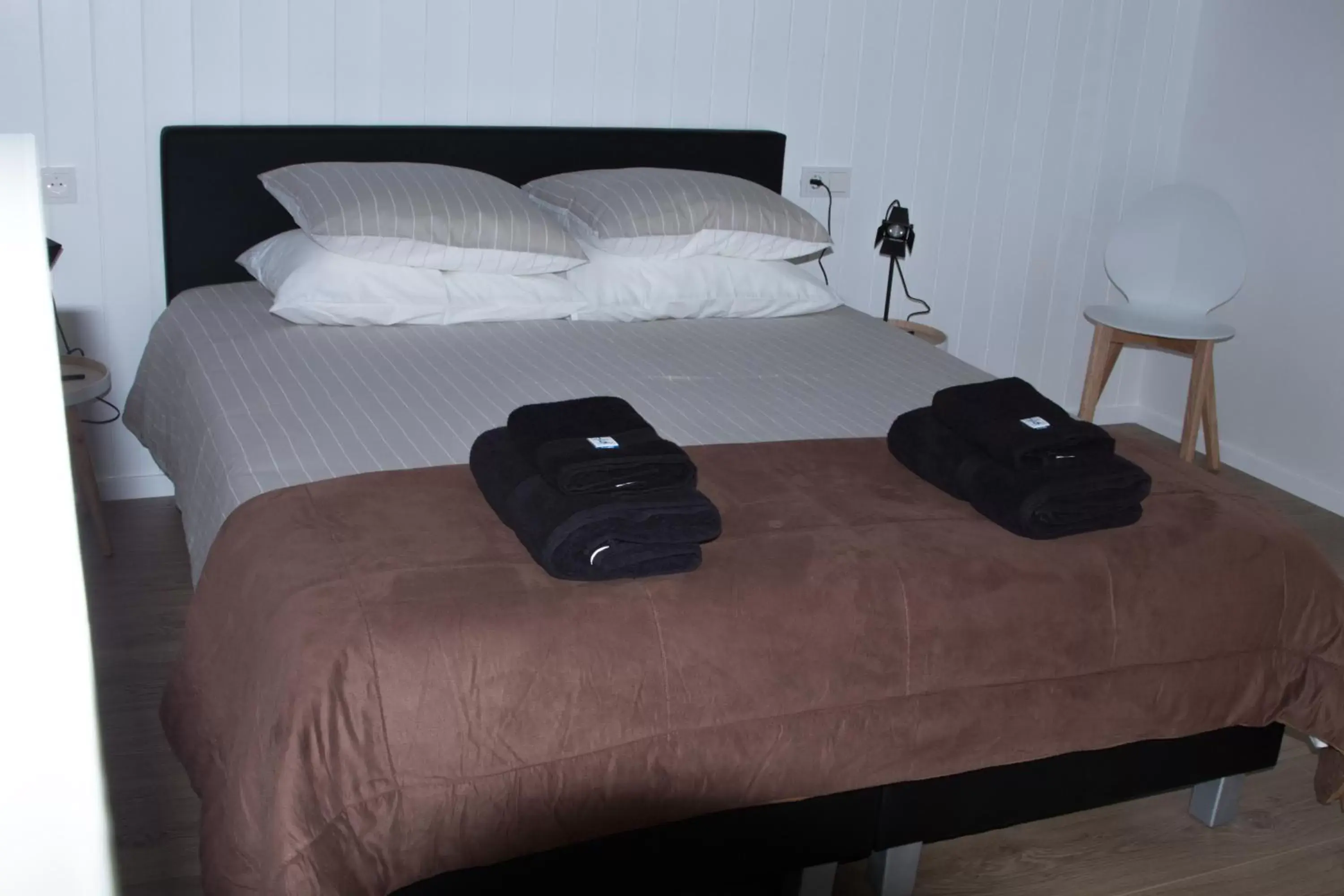 Bedroom, Bed in BnB Purmerland
