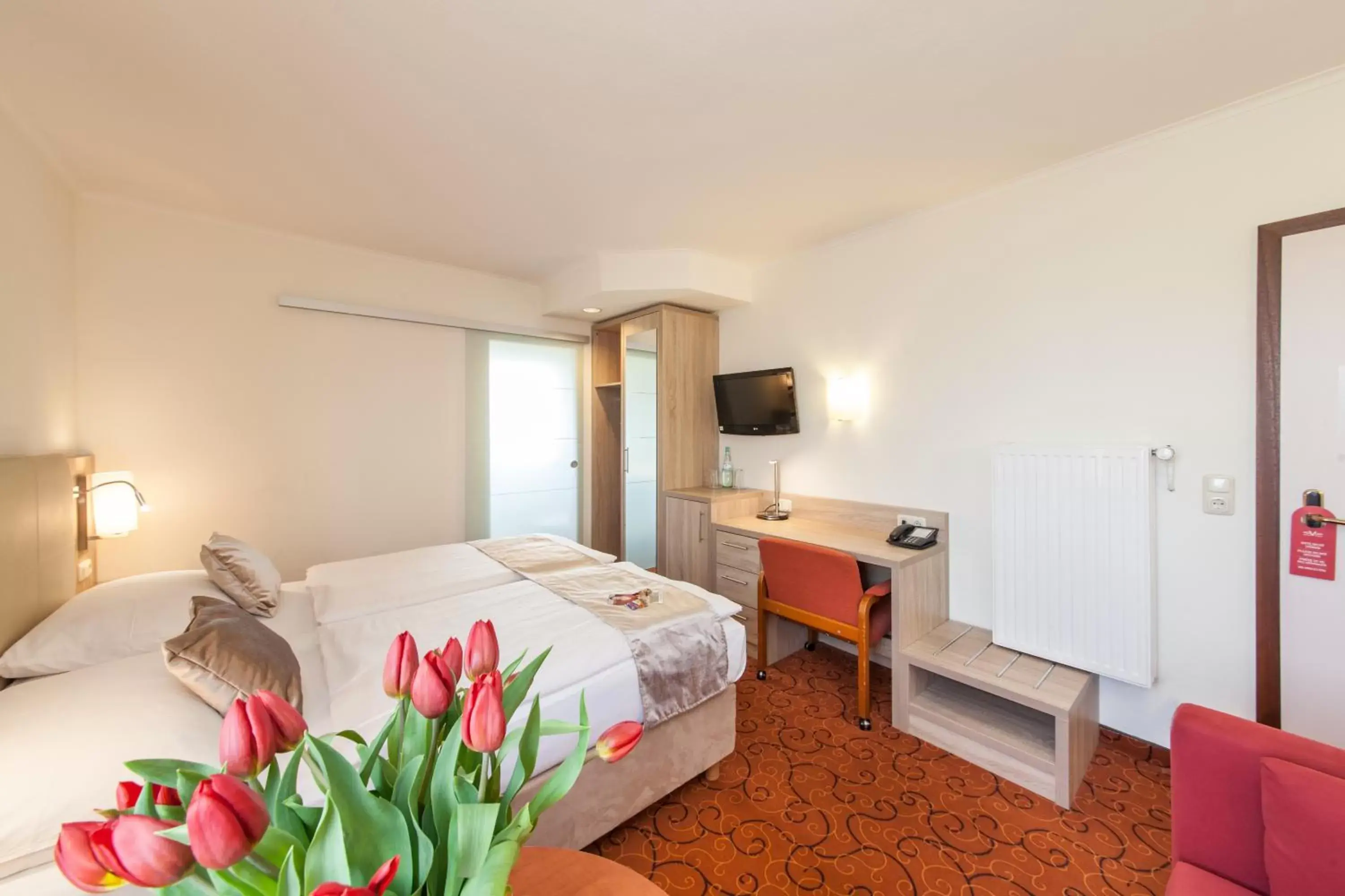 TV and multimedia, Bed in Novum Hotel Garden Bremen