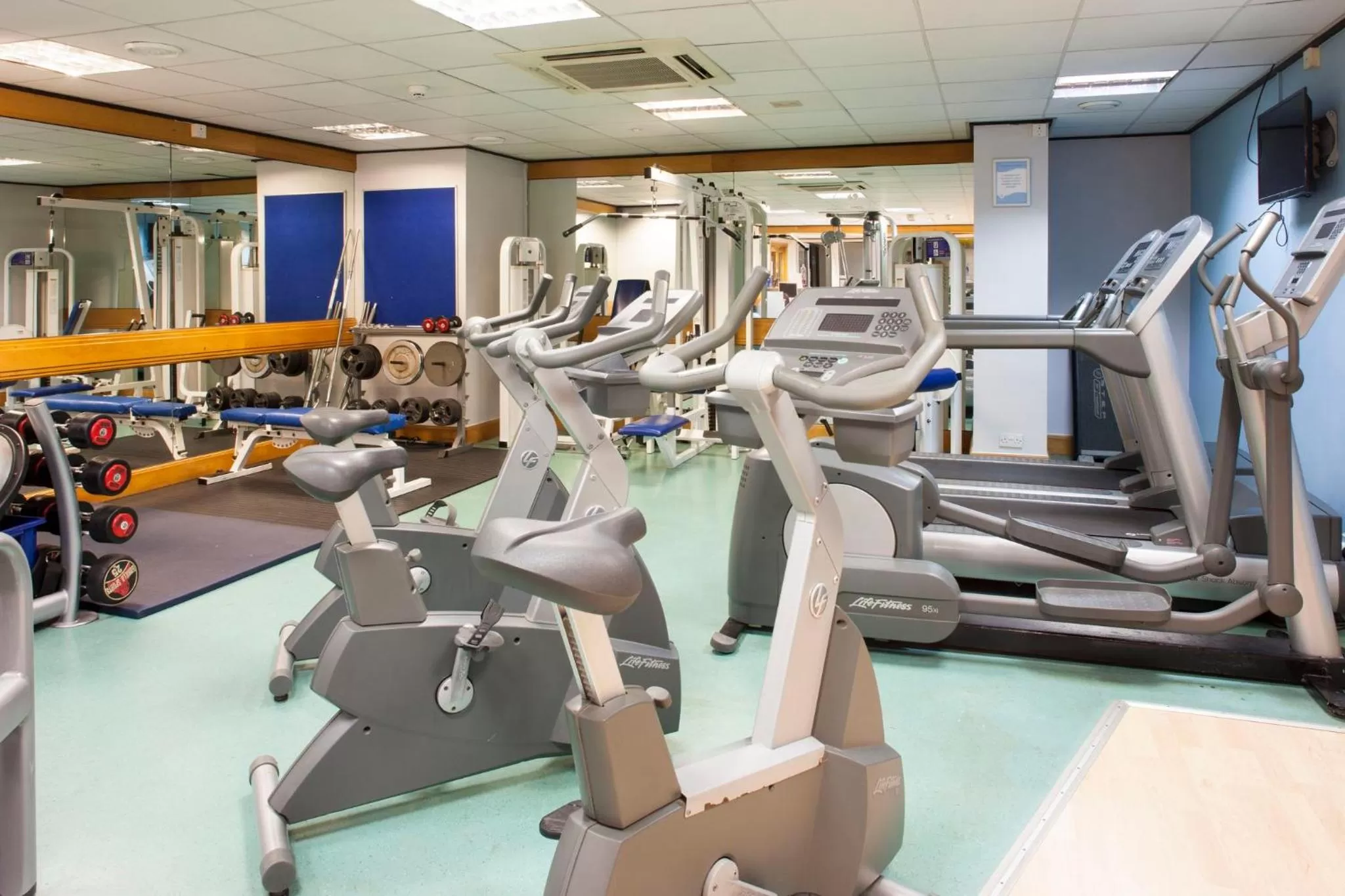 Fitness centre/facilities in Holiday Inn Rochester-Chatham by IHG
