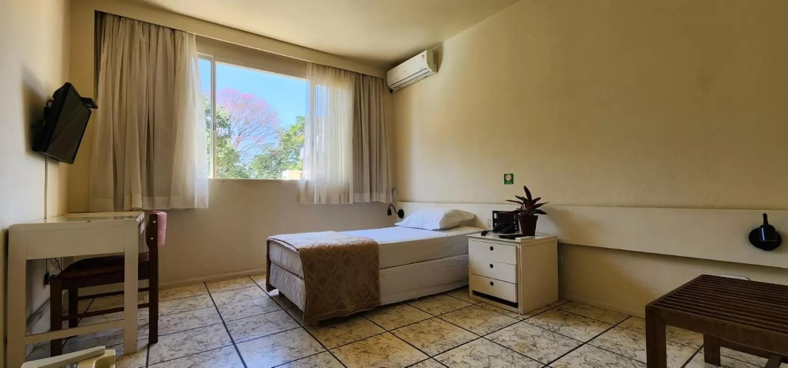 Bed in Hotel do Lago