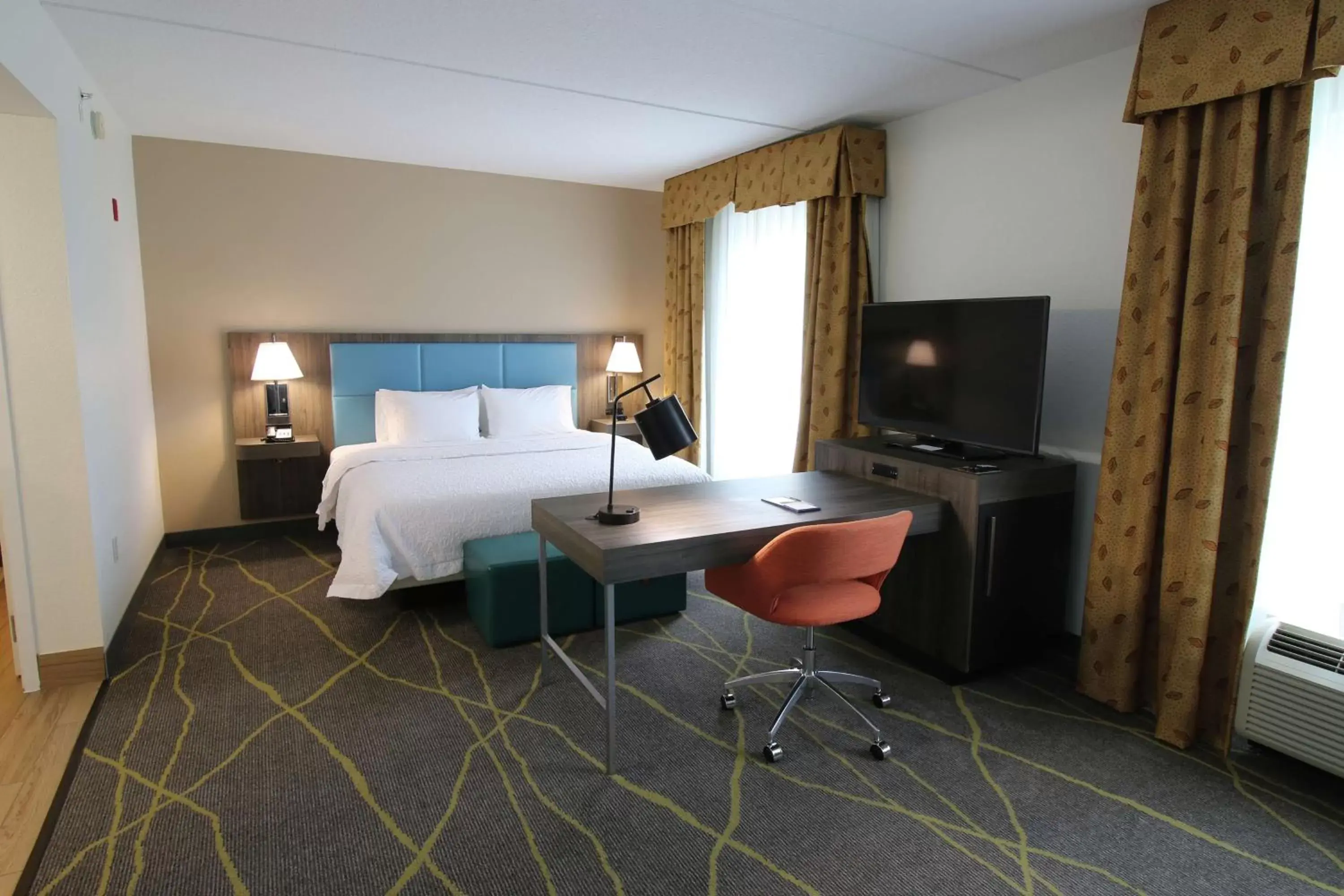 Bedroom, Bed in Hampton Inn & Suites Palm Coast