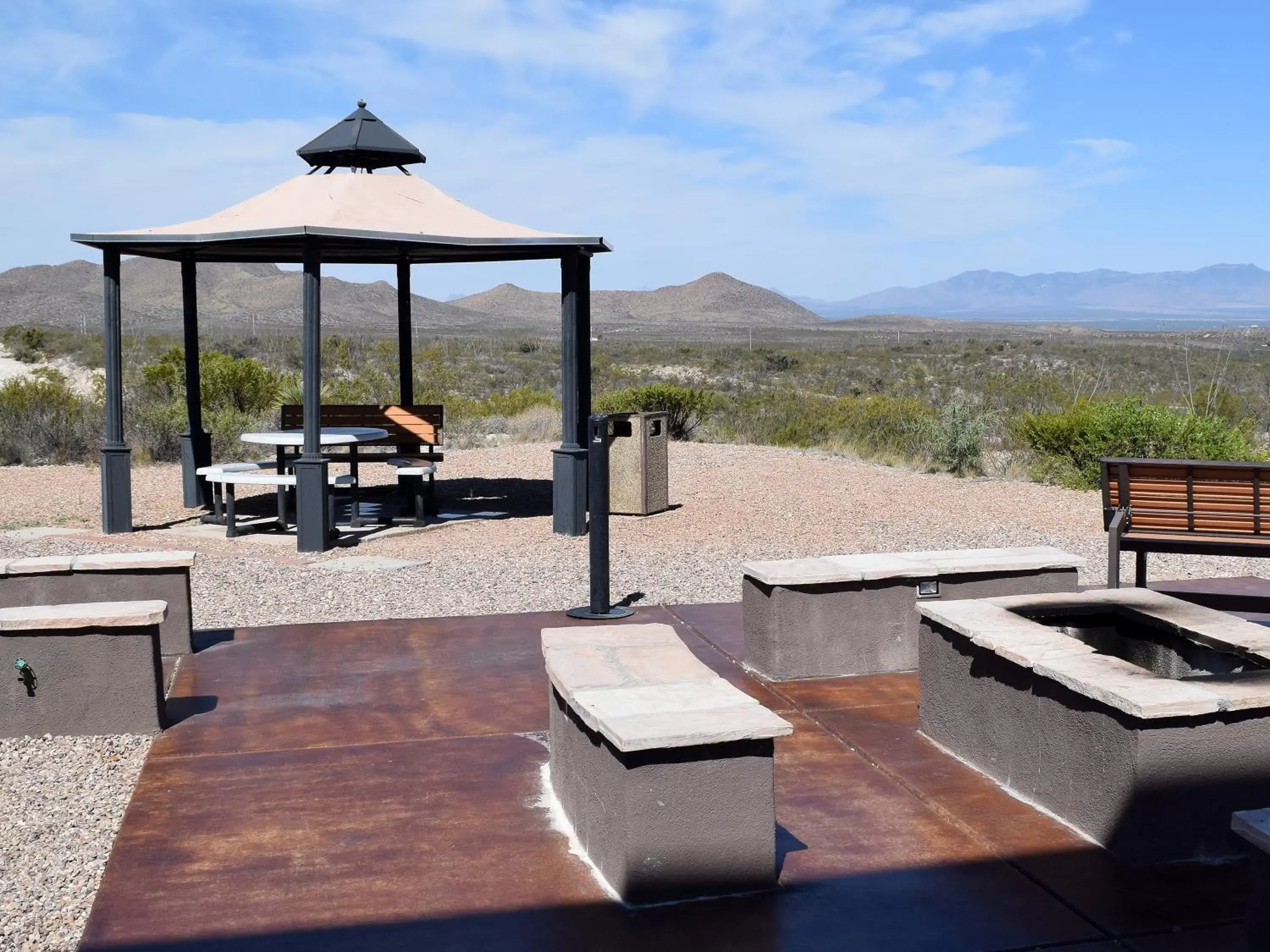 Day, Seating Area in The Tombstone Grand Hotel