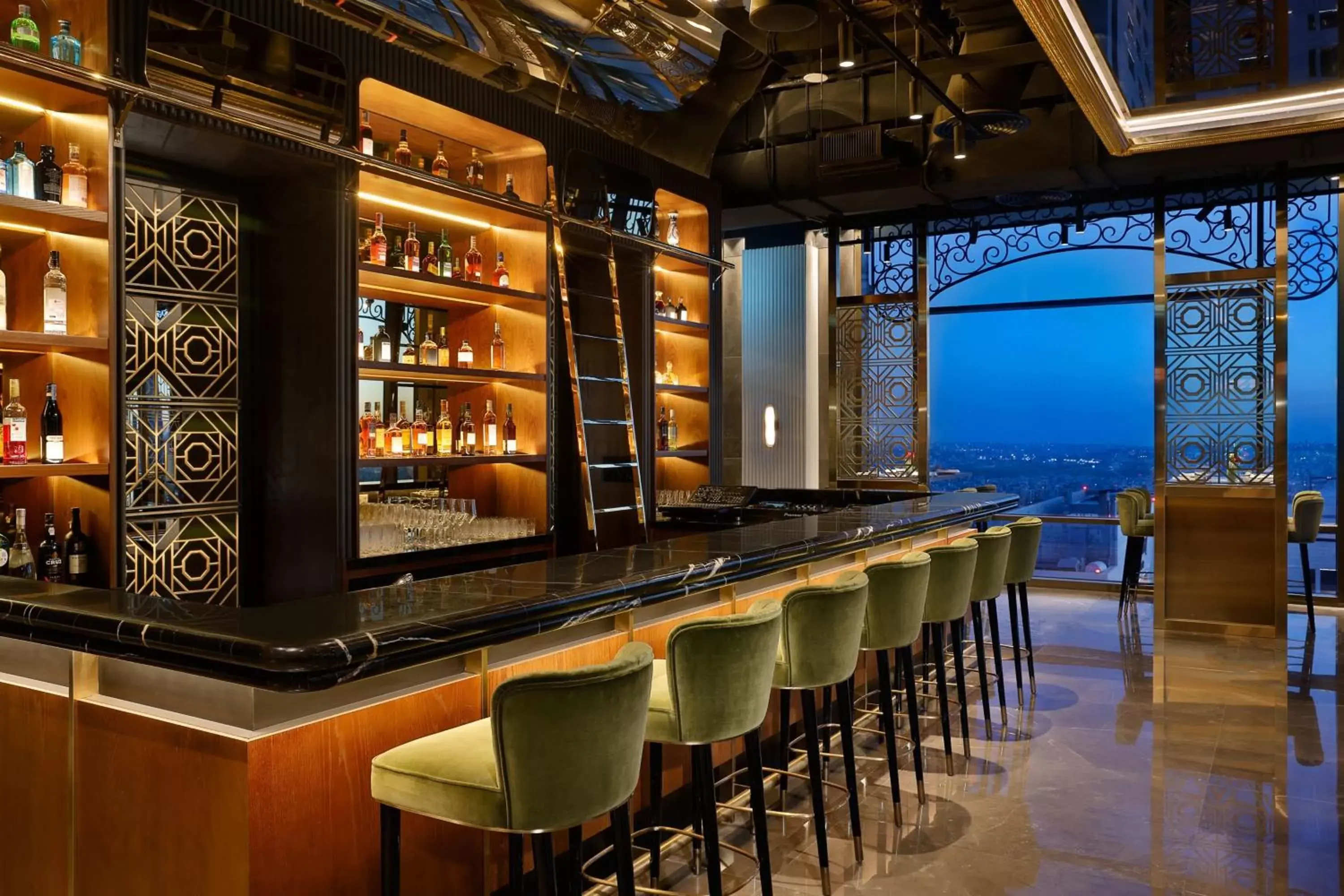 Lounge or bar, Lounge/Bar in The Ritz-Carlton, Amman