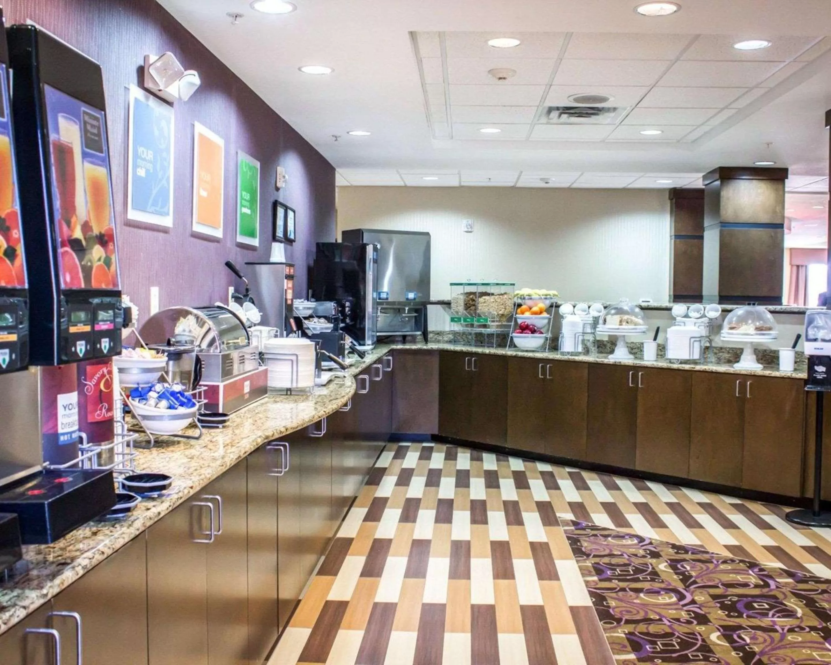 Restaurant/places to eat in Comfort Suites Sanford