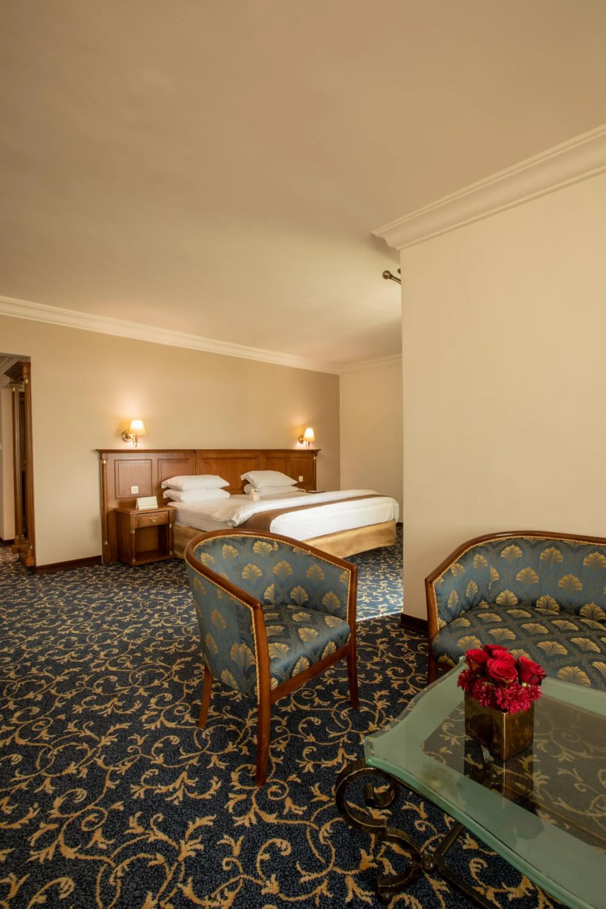 Bed in Bristol Hotel