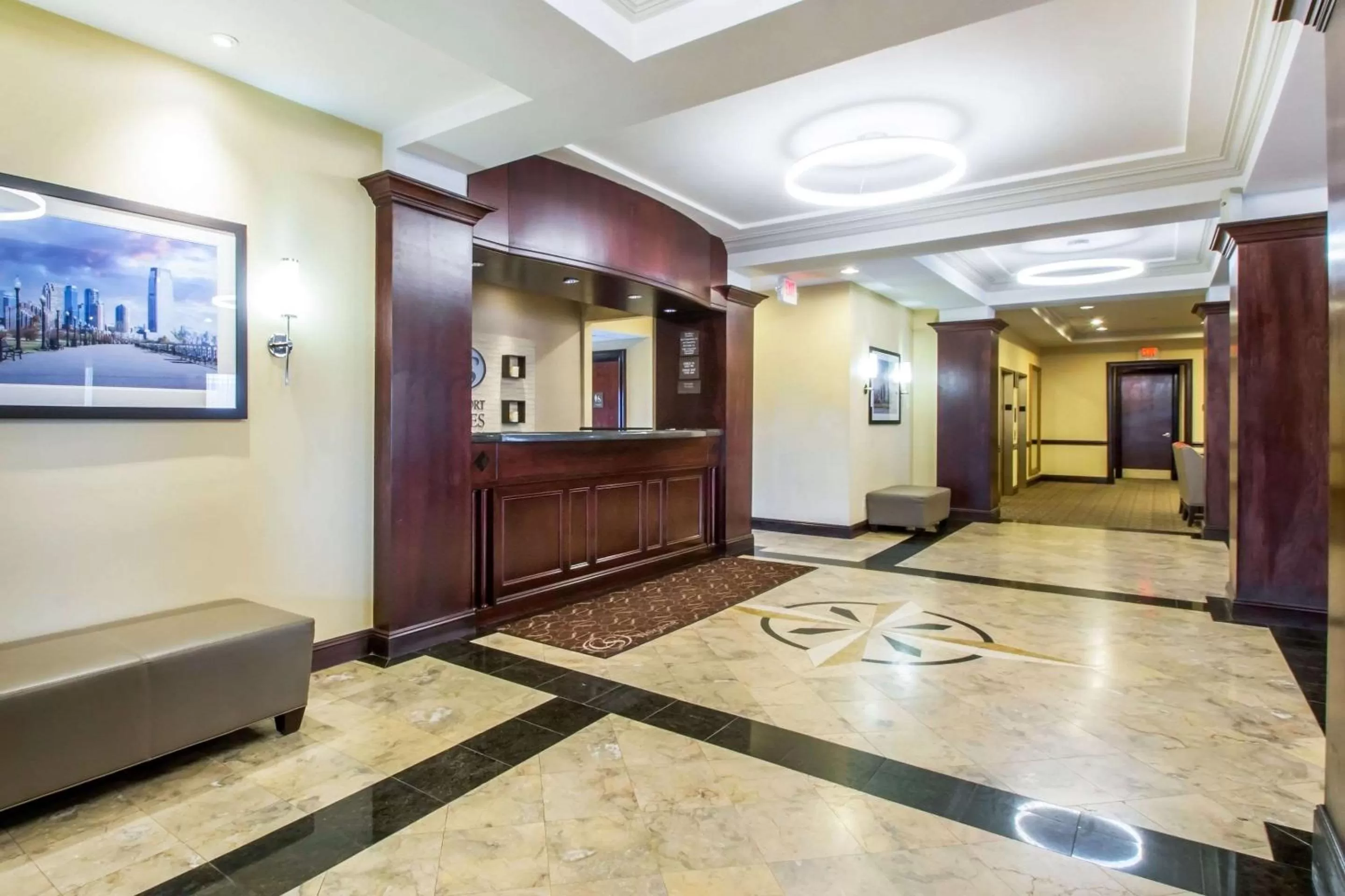 Lobby or reception in Comfort Suites at Woodbridge