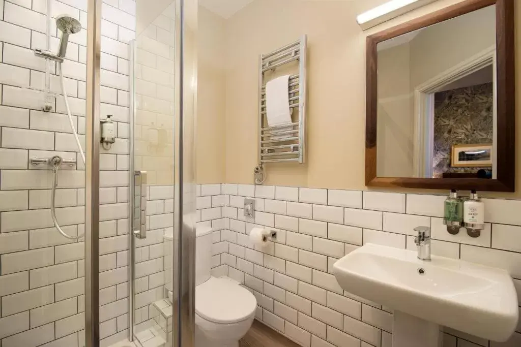 Double Room in Wateredge Inn- The Inn Collection Group Double Room in Wateredge Inn- The Inn Collection Group