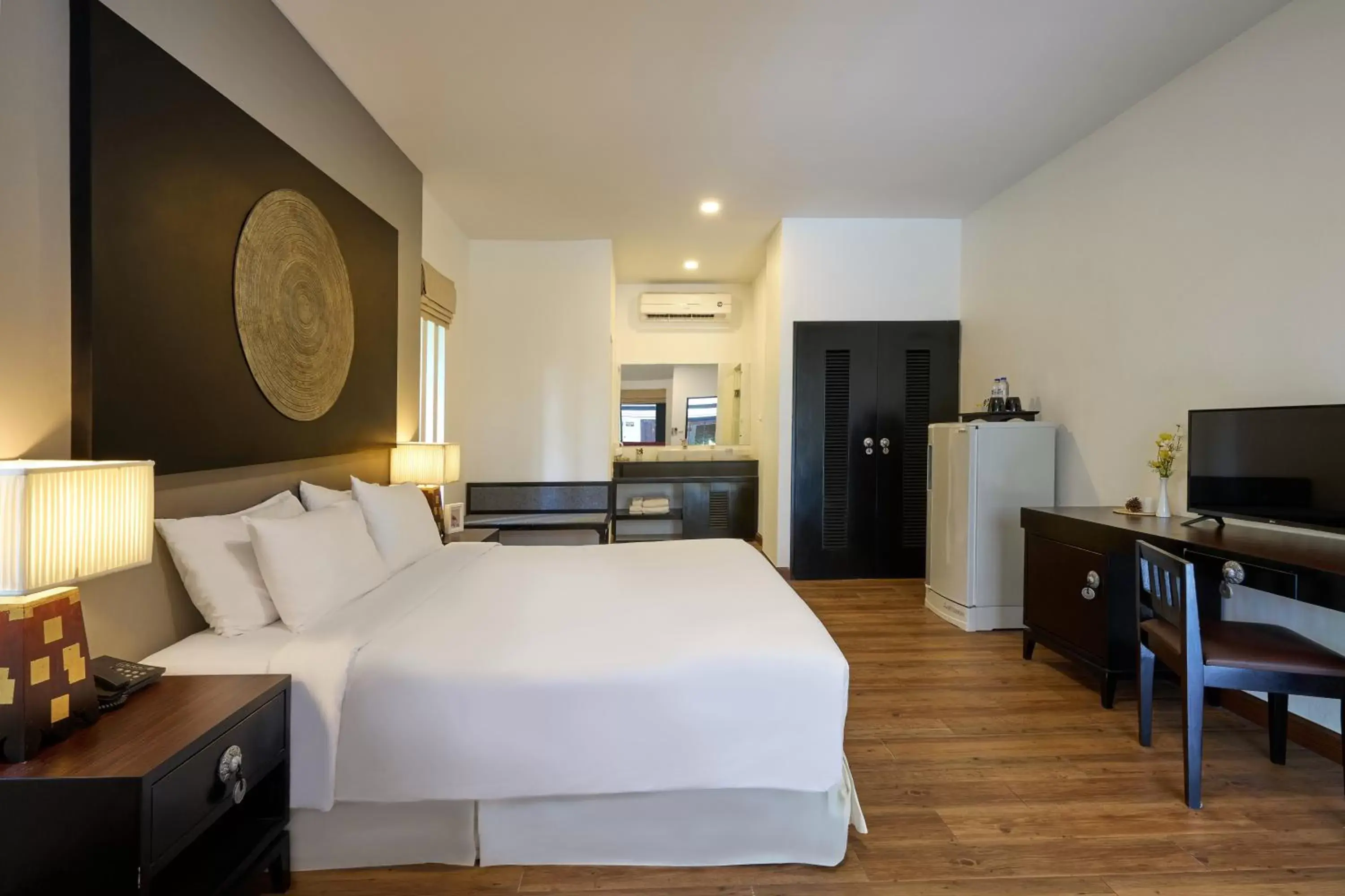 Oriental Grand Deluxe in Nai Yang Beach Resort and Spa Oriental Grand Deluxe in Nai Yang Beach Resort and Spa