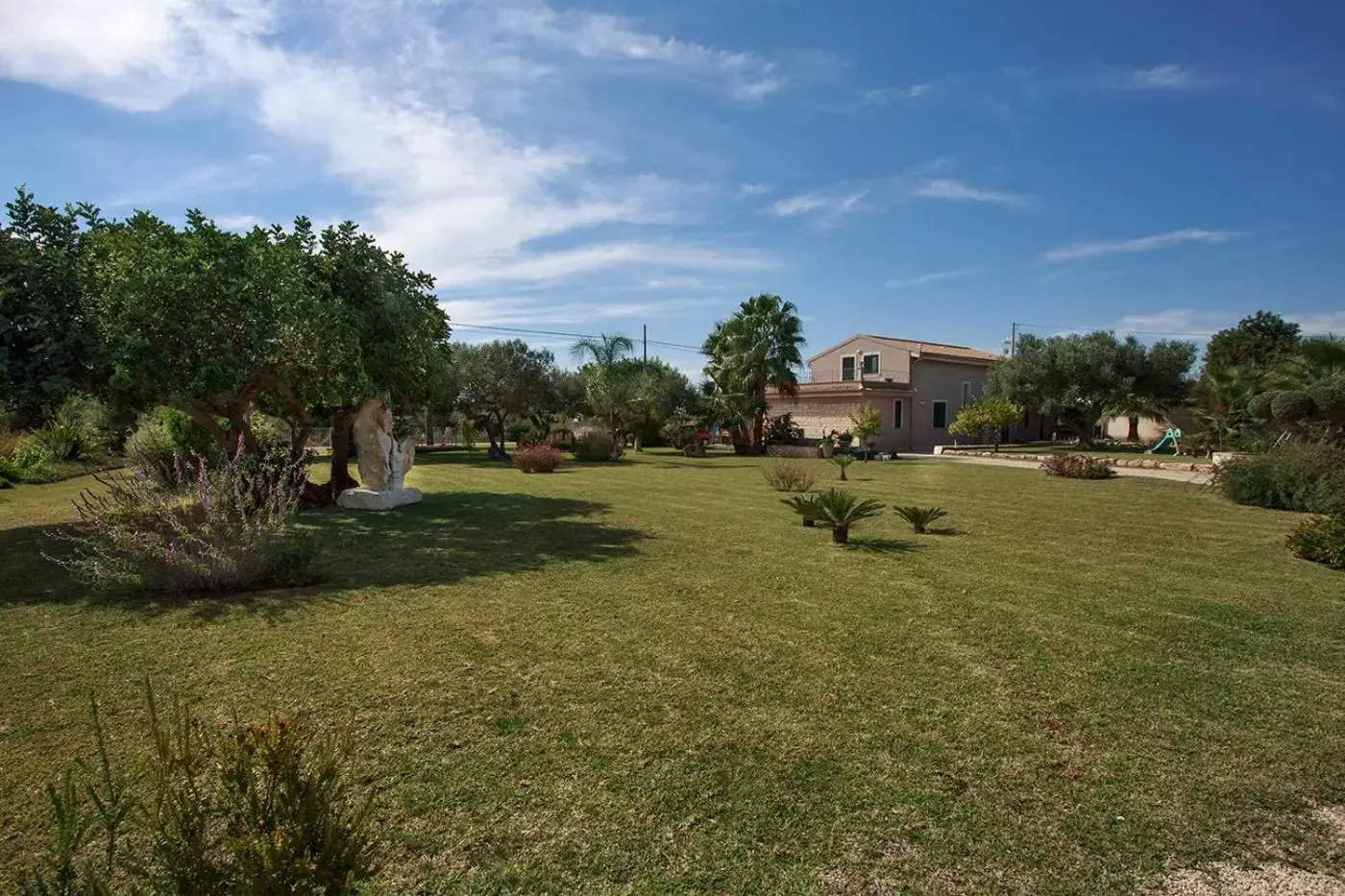 Garden, Property Building in Barokhouse