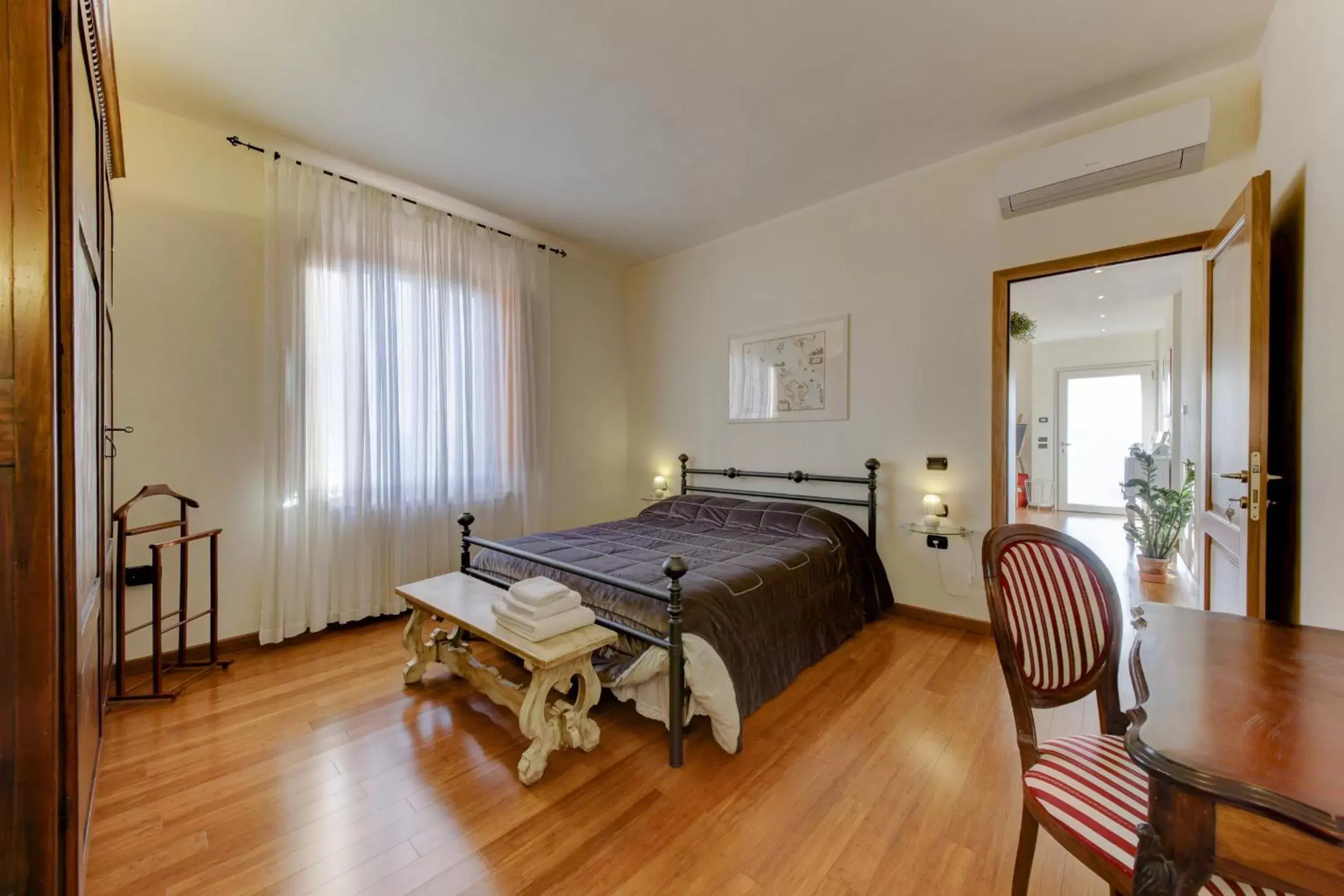 Photo of the whole room in B&B Il Ramaiolo