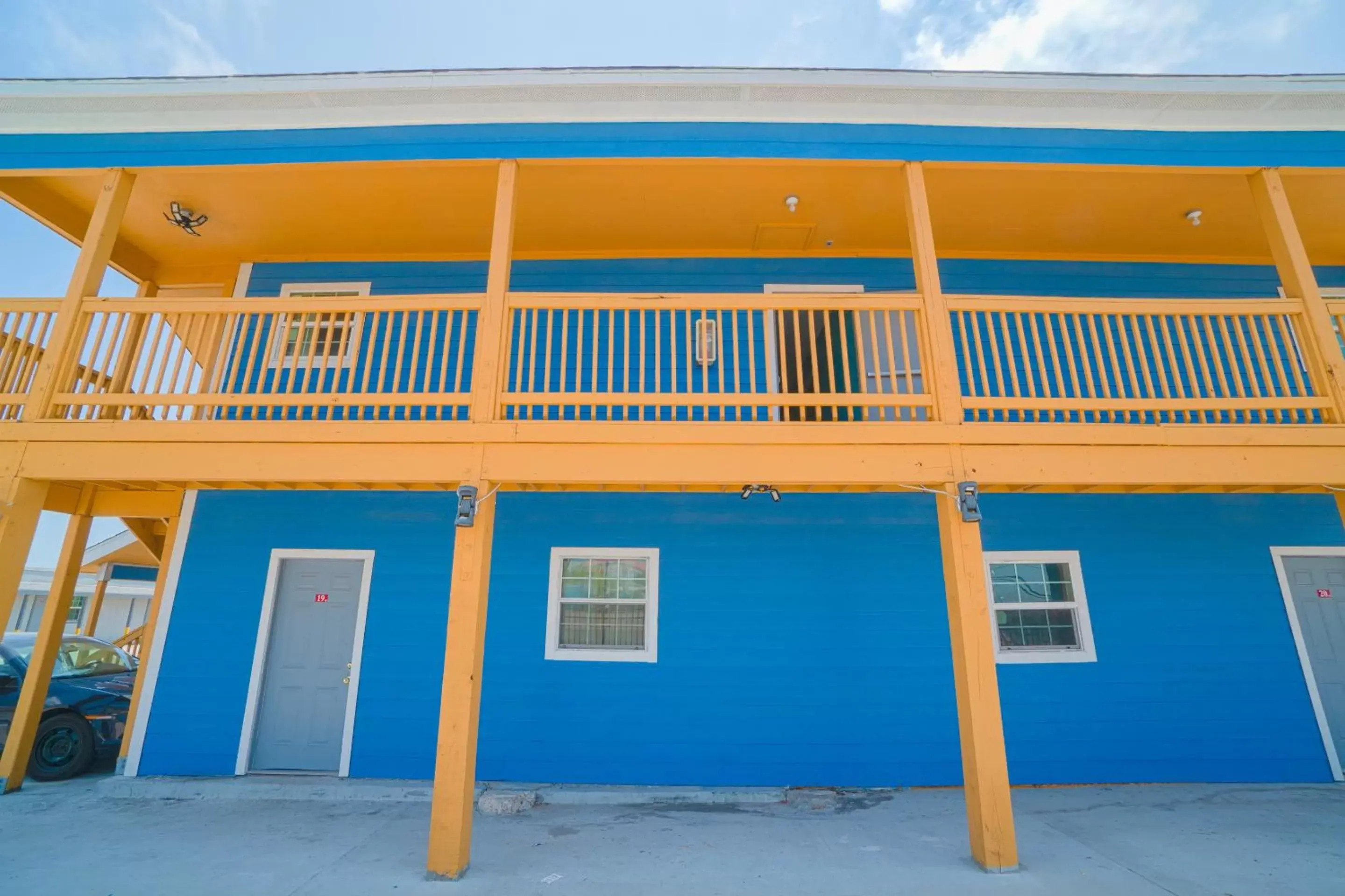 Property building in Plaza Motel Corpus Christi by OYO Property building in Plaza Motel Corpus Christi by OYO
