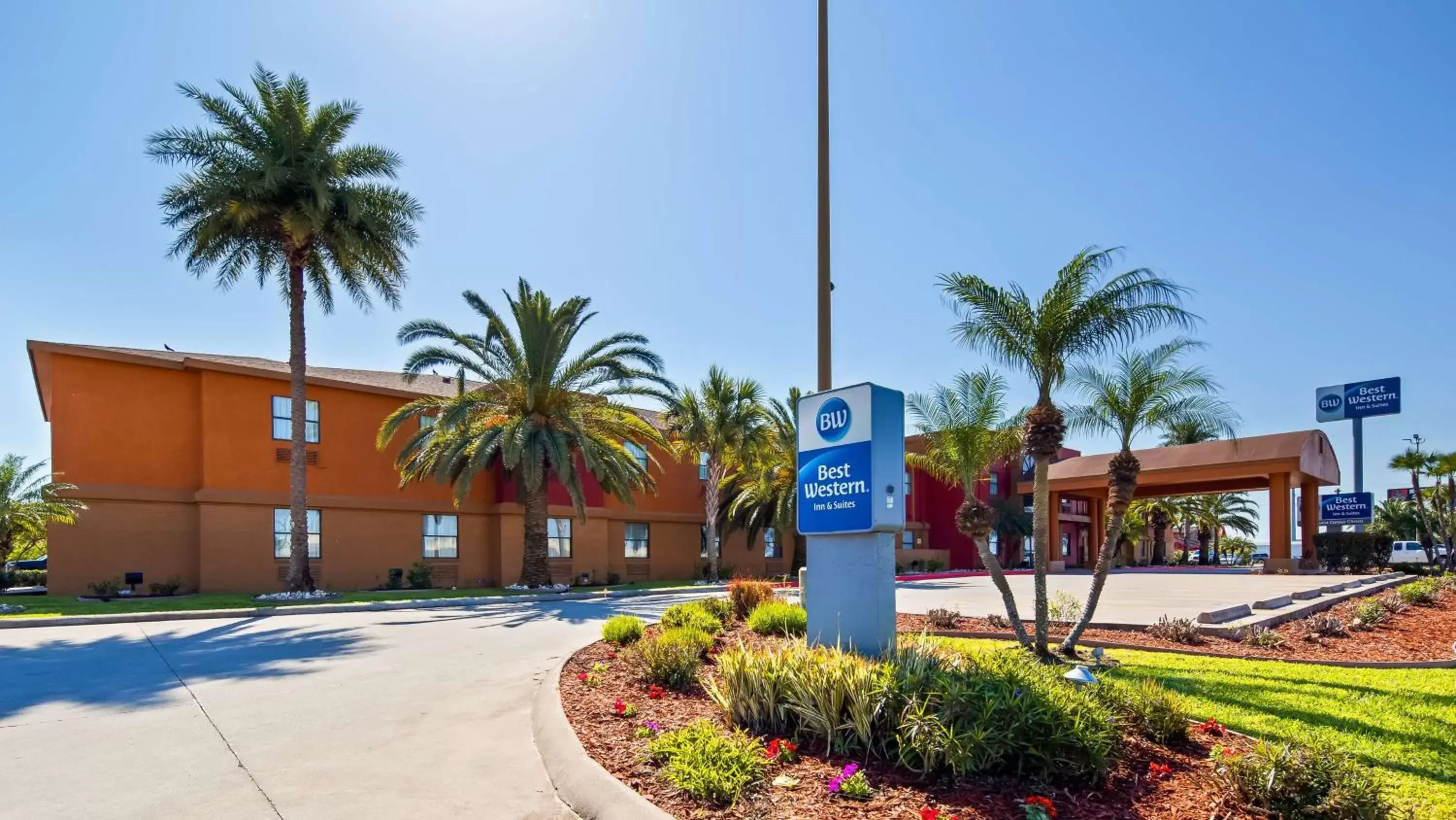 Property Building in Best Western Northwest Corpus Christi Inn & Suites