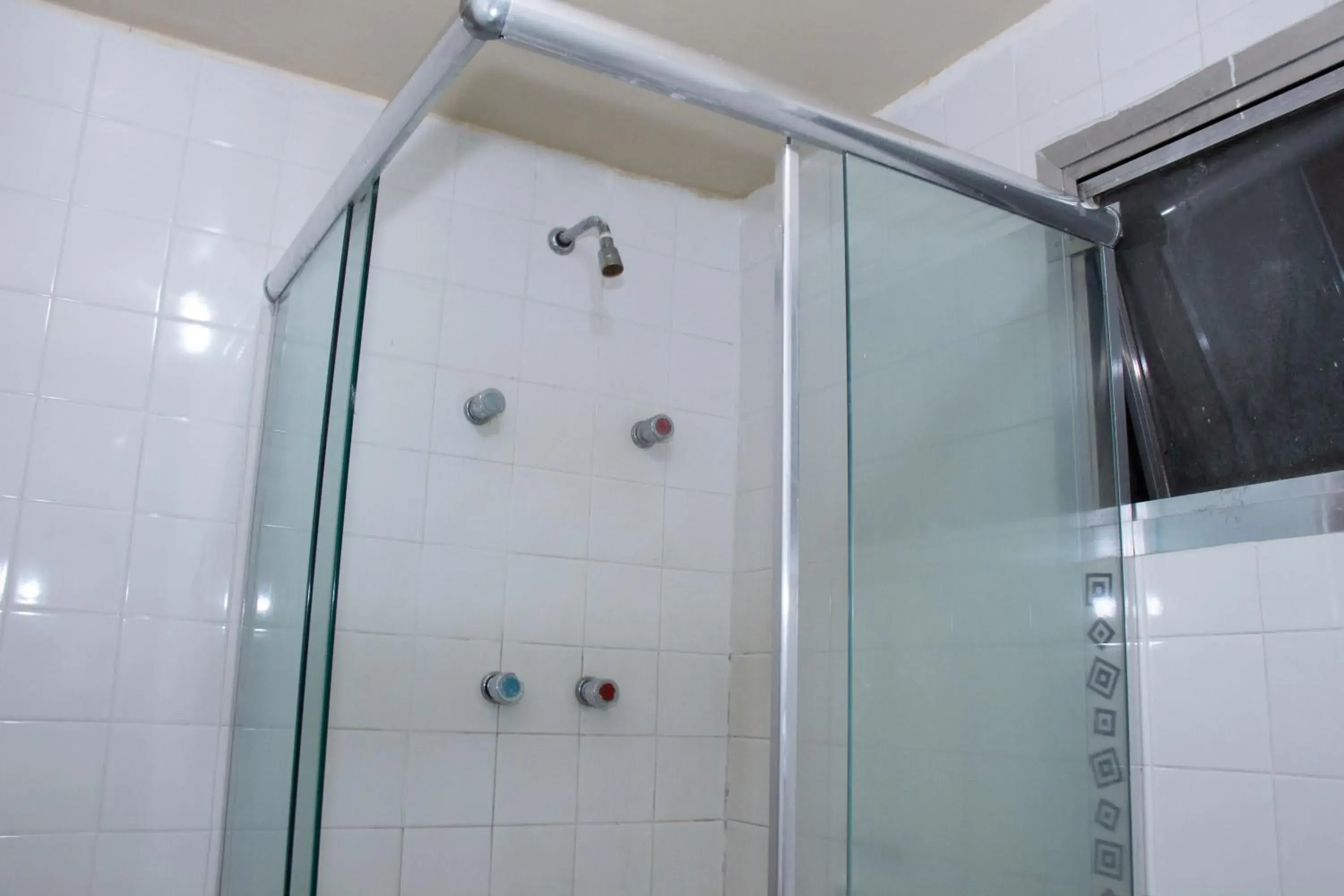 Shower, Bathroom in Plaza Hotel Manaus
