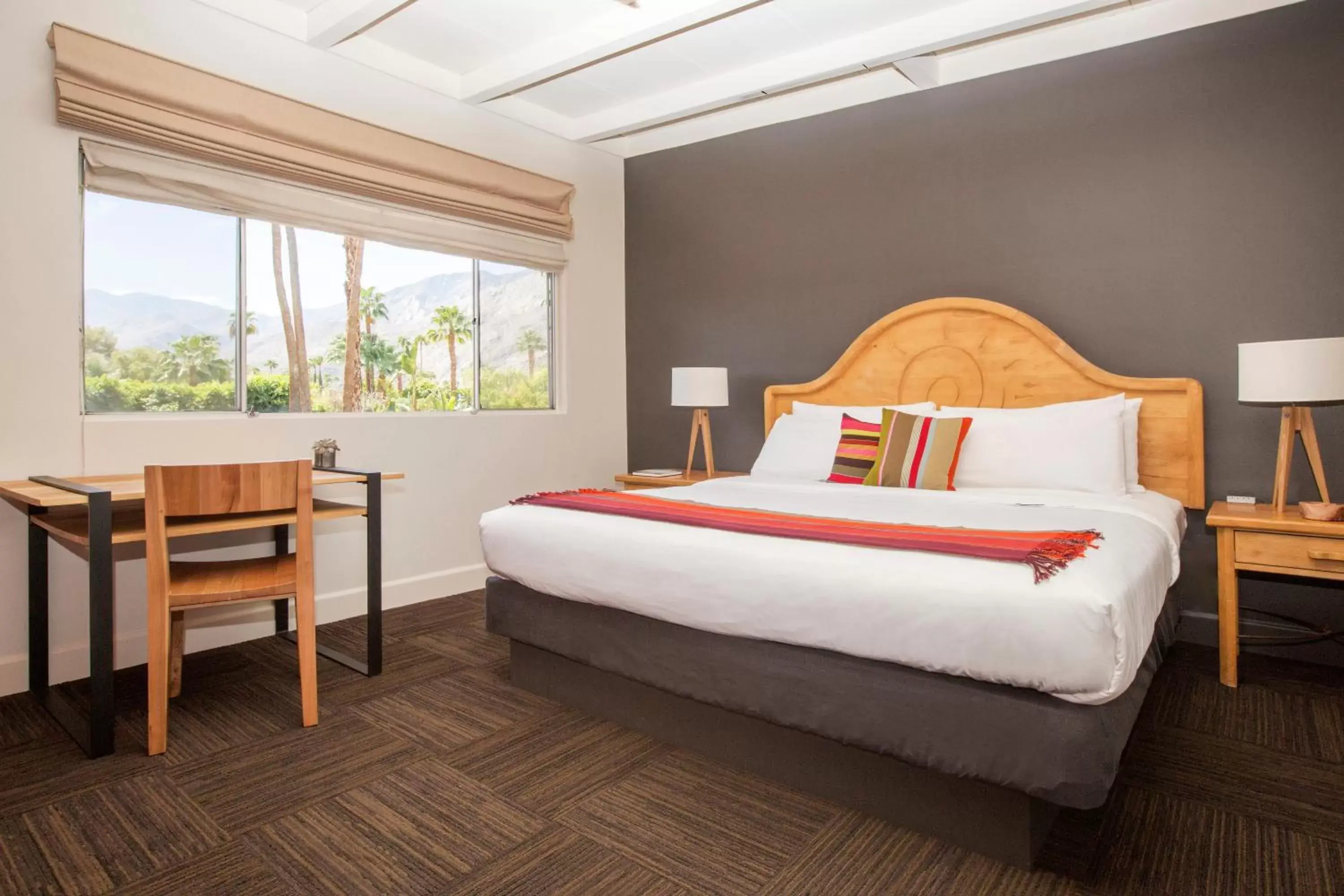 Photo of the whole room, Bed in Santiago Resort - Palm Springs Premier Gay Men’s Resort