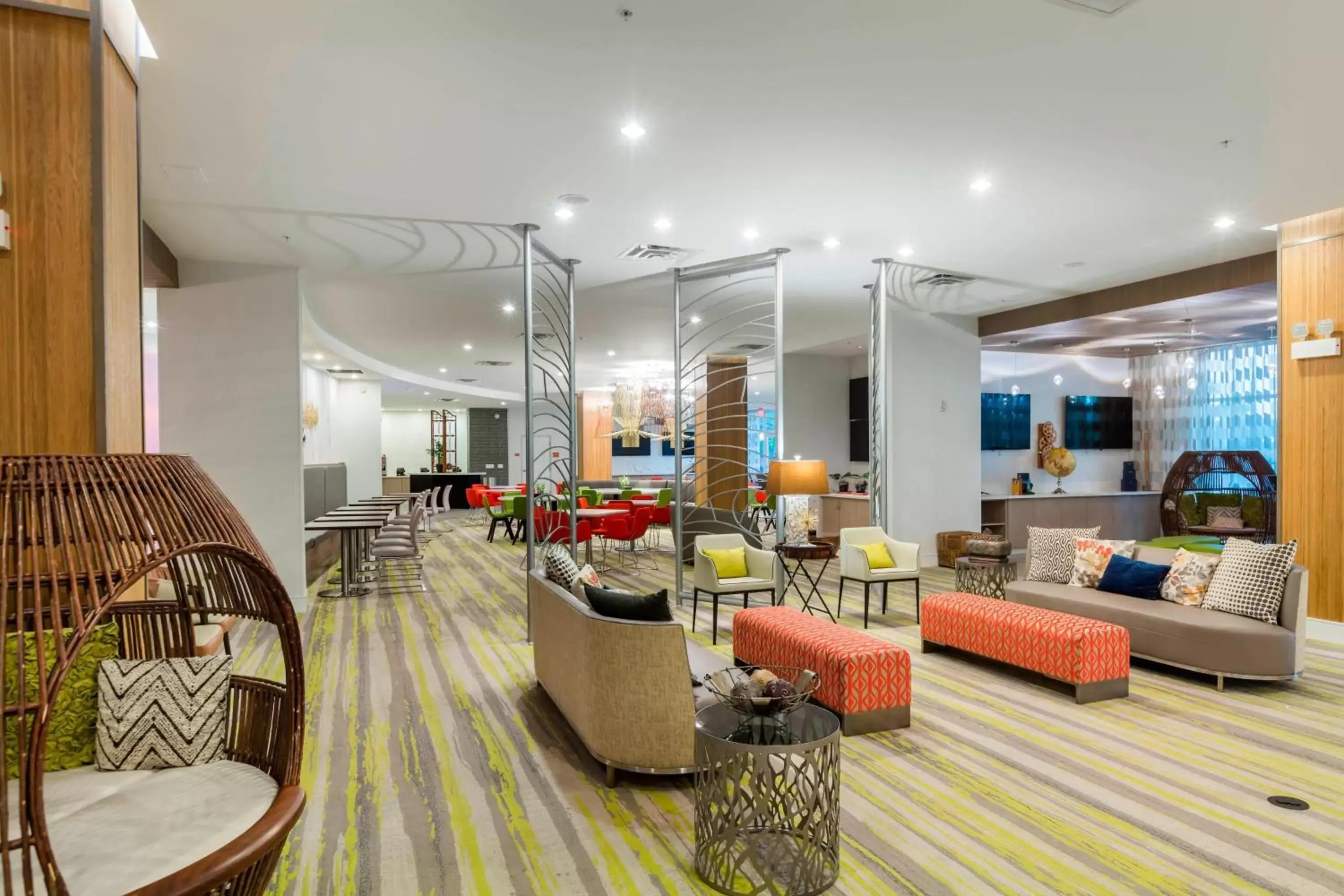 Lobby or reception, Lounge/Bar in TownePlace Suites by Marriott Orlando at SeaWorld