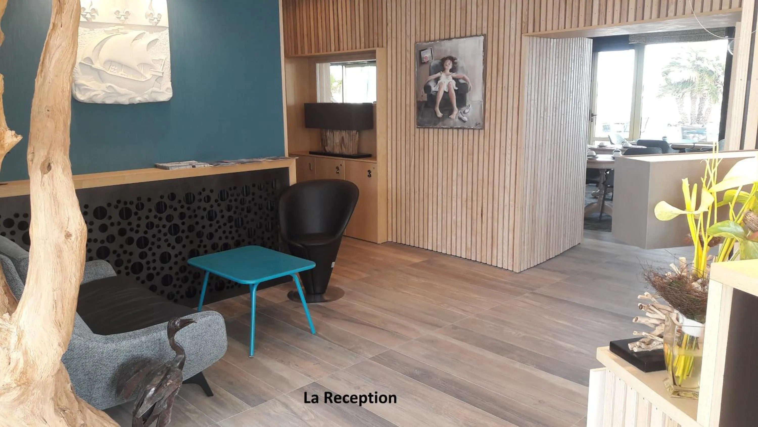 Lobby or reception in Hôtel Les Brises