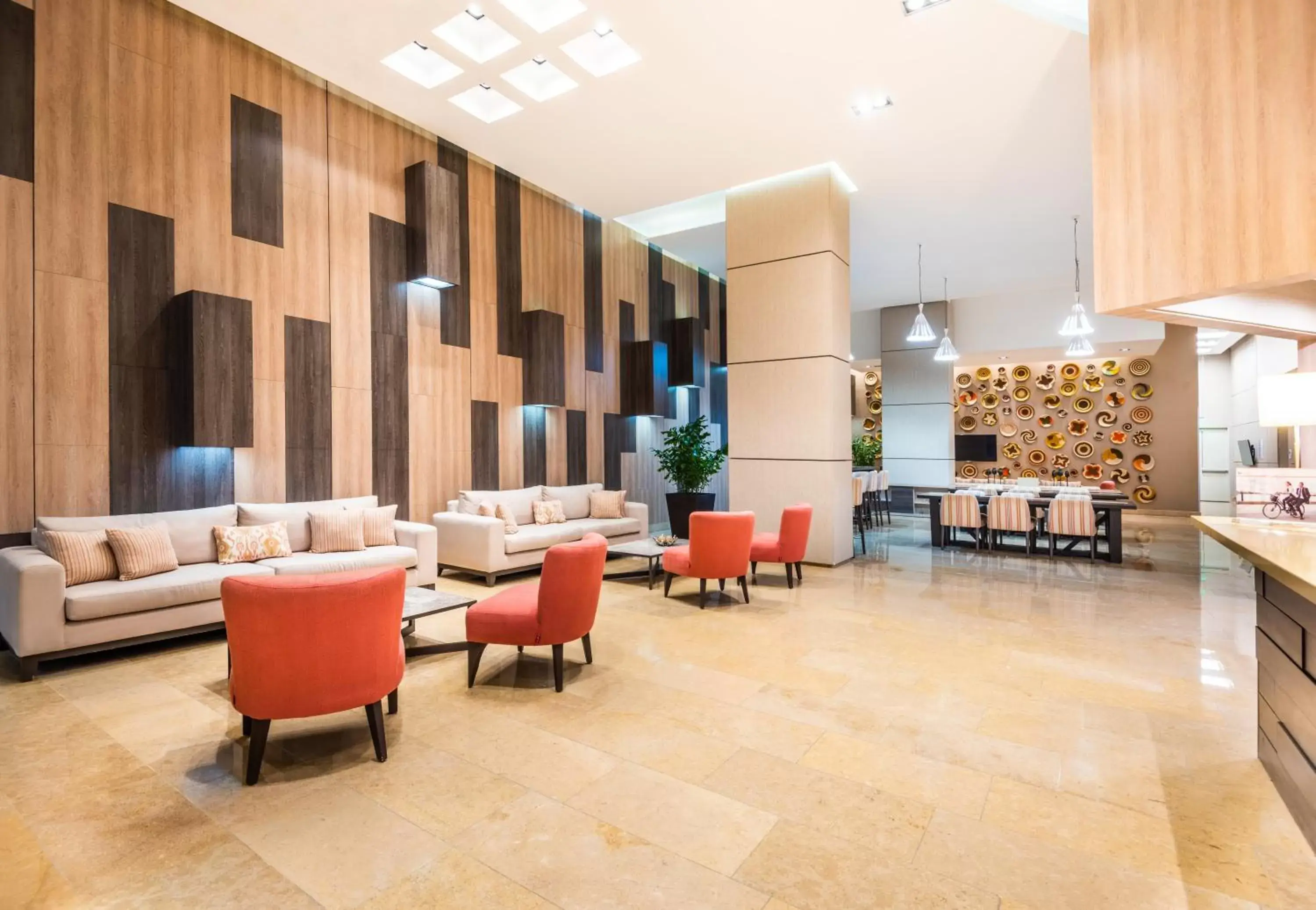 Property building, Lobby/Reception in Holiday Inn Express - Barranquilla Buenavista, an IHG Hotel