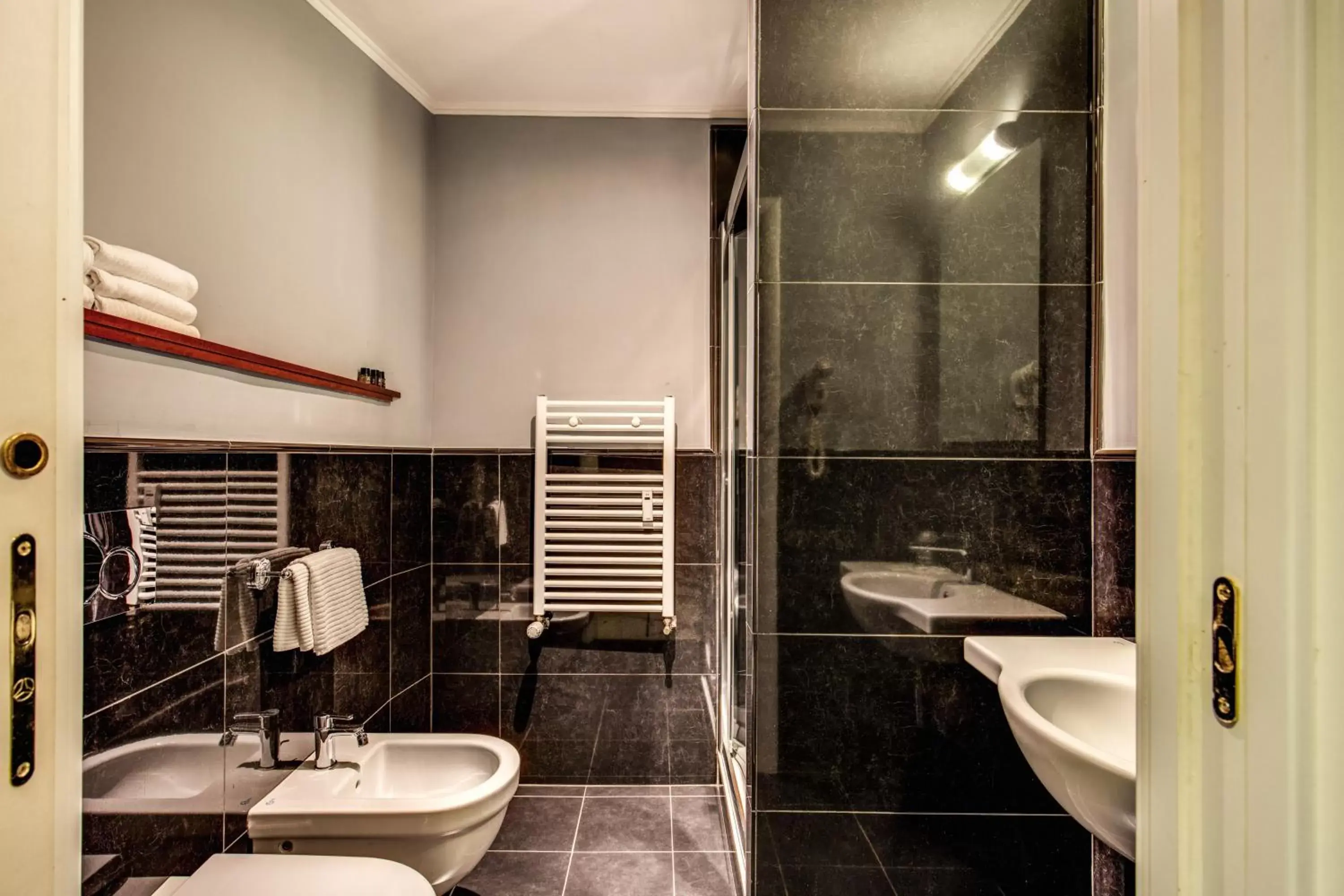 Toilet, Bathroom in Hotel Taormina
