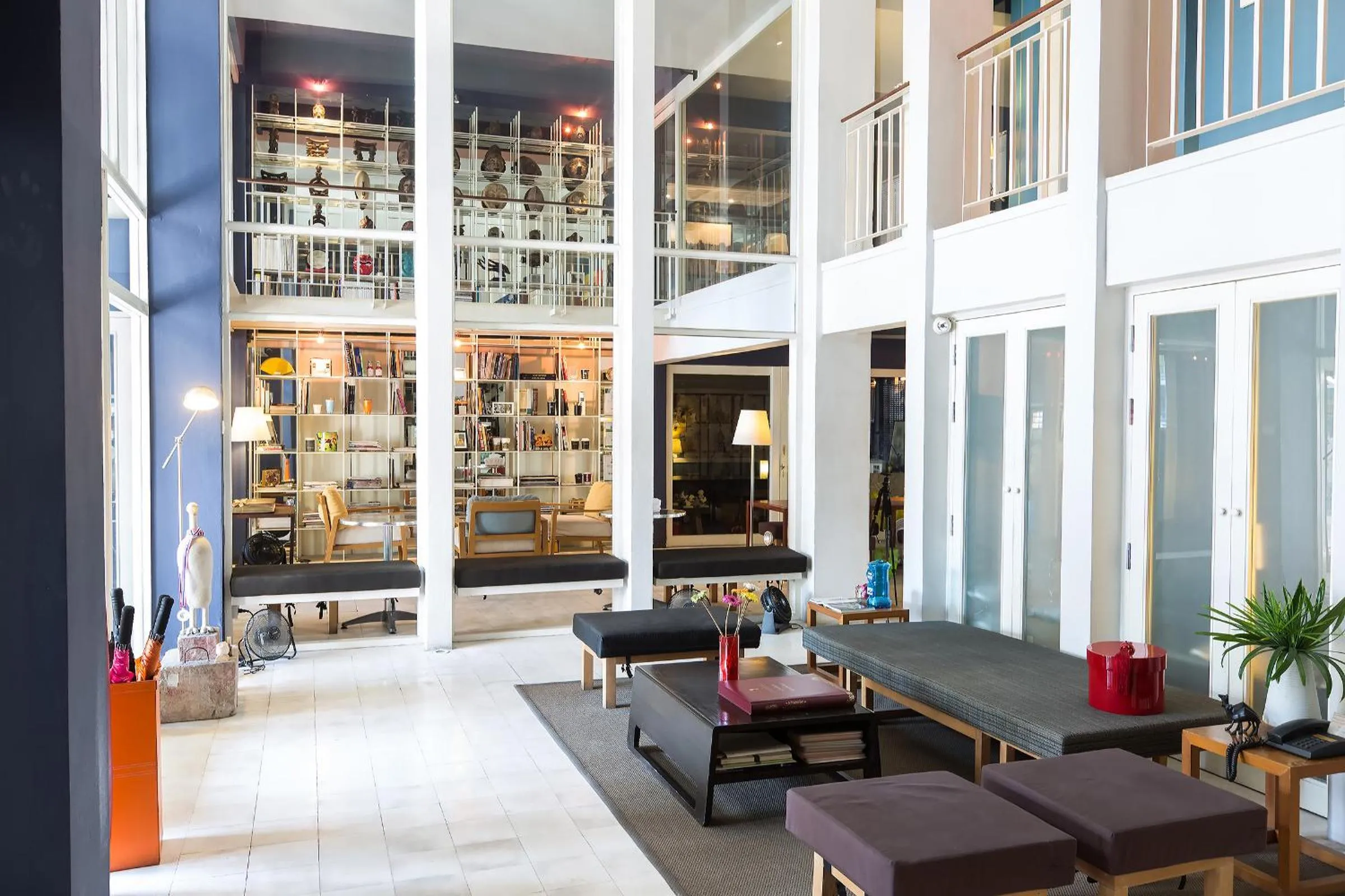 Lobby or reception in Loogchoob Homestay