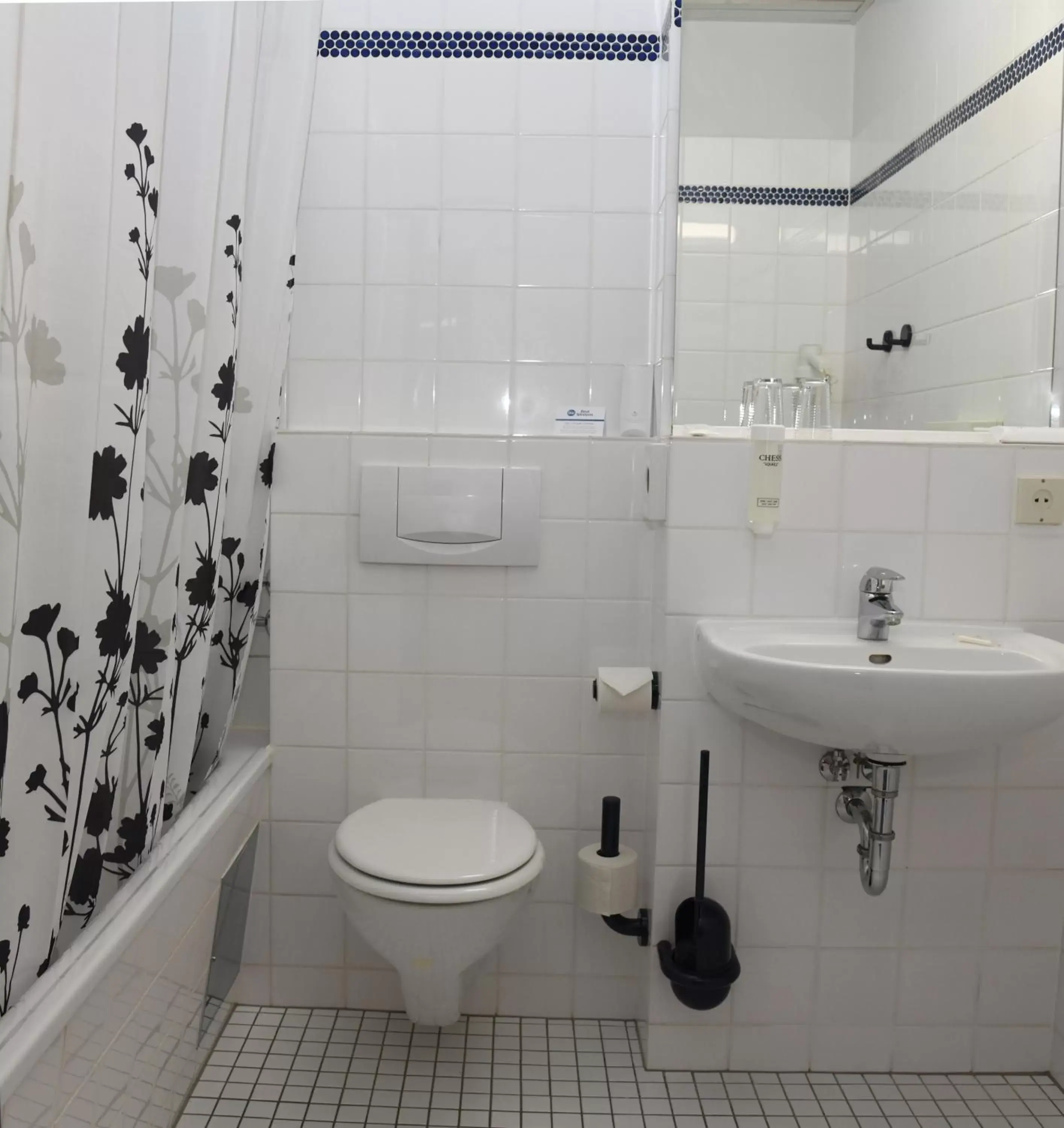 Bathroom in Best Western Comfort Business Hotel Düsseldorf-Neuss