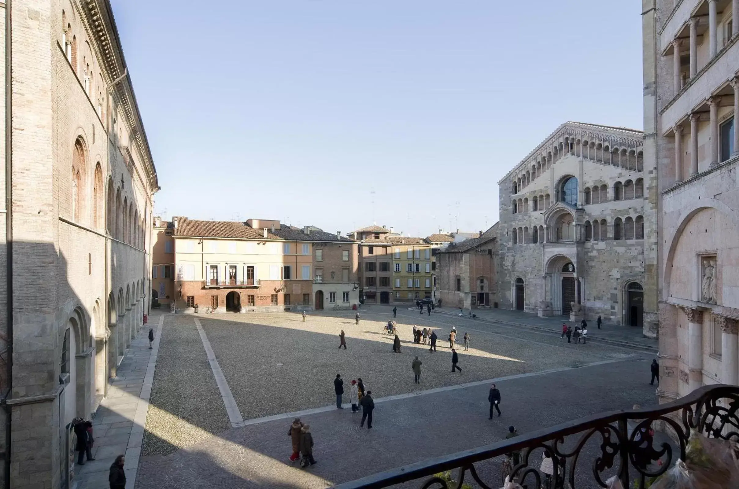 Area and facilities in Palazzo Dalla Rosa Prati