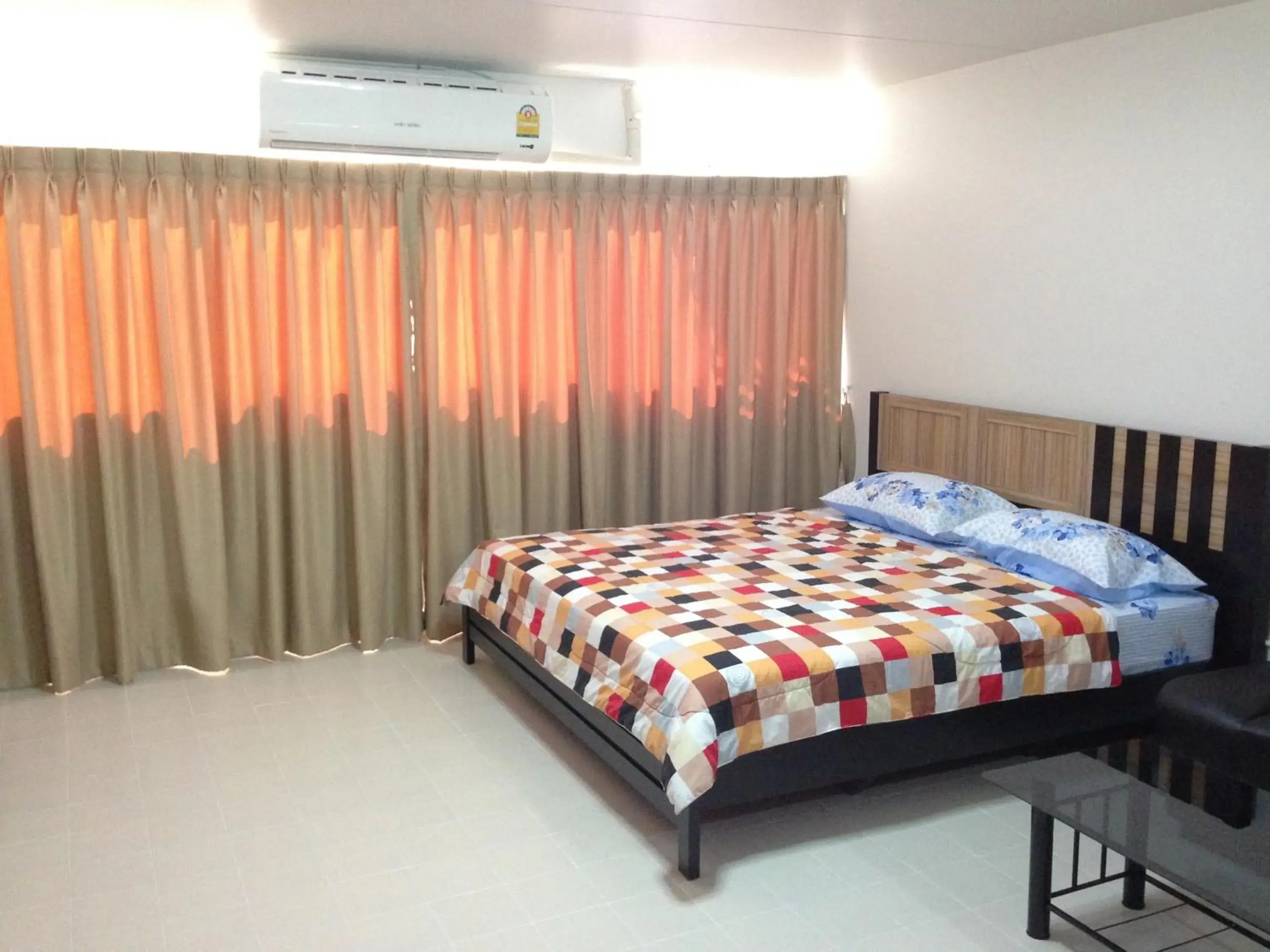 Bed in Muangthongthani Rental/Khun Dan