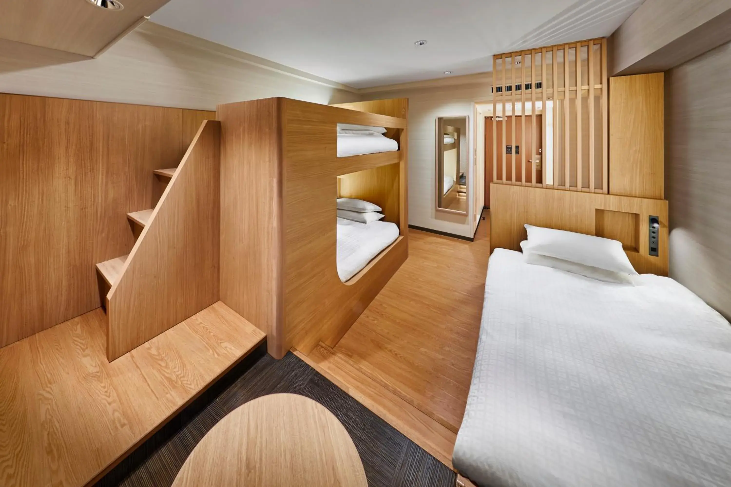 Bed in Shiba Park Hotel